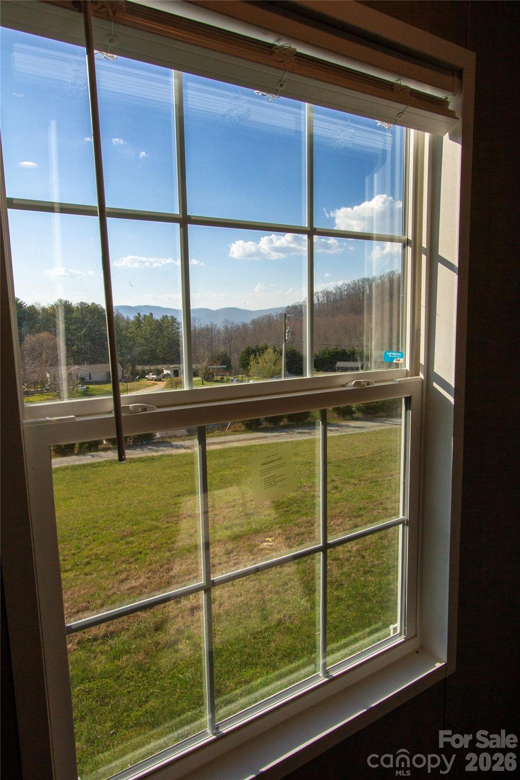 36 Whisper Mountain Road — Hendersonville