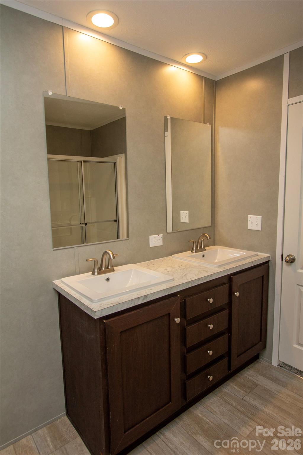 36 Whisper Mountain Road — Hendersonville