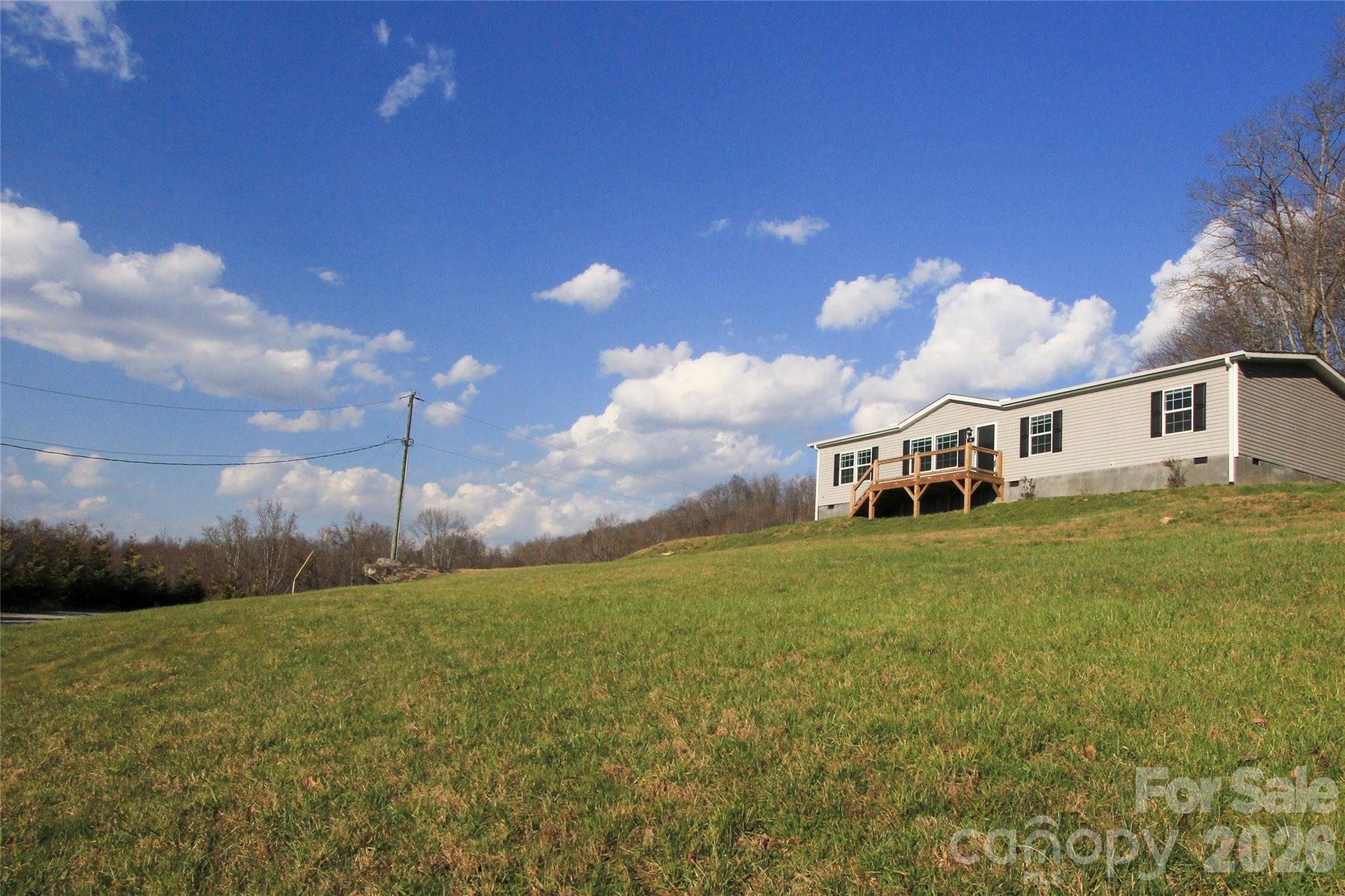 36 Whisper Mountain Road — Hendersonville