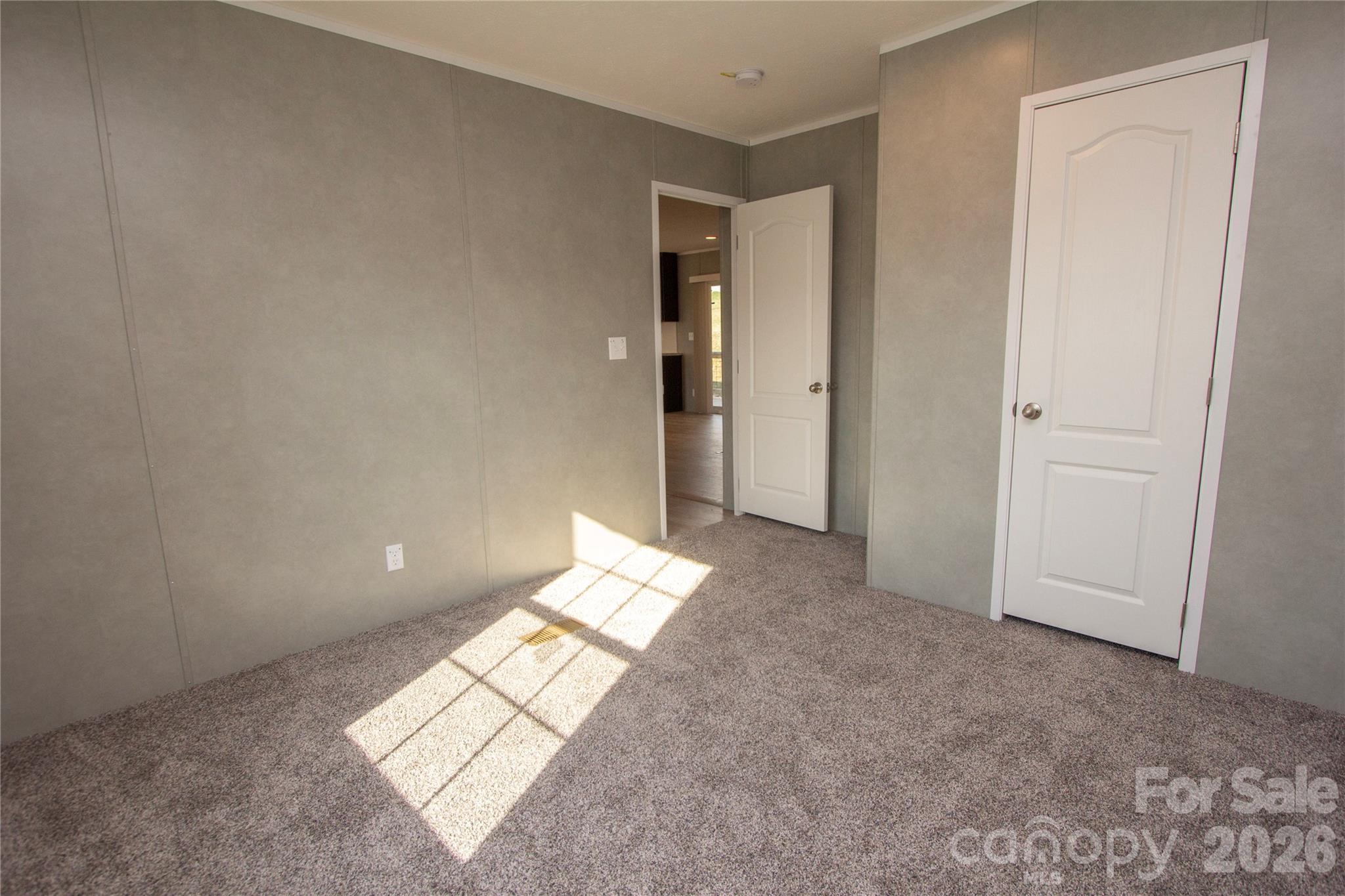 36 Whisper Mountain Road — Hendersonville