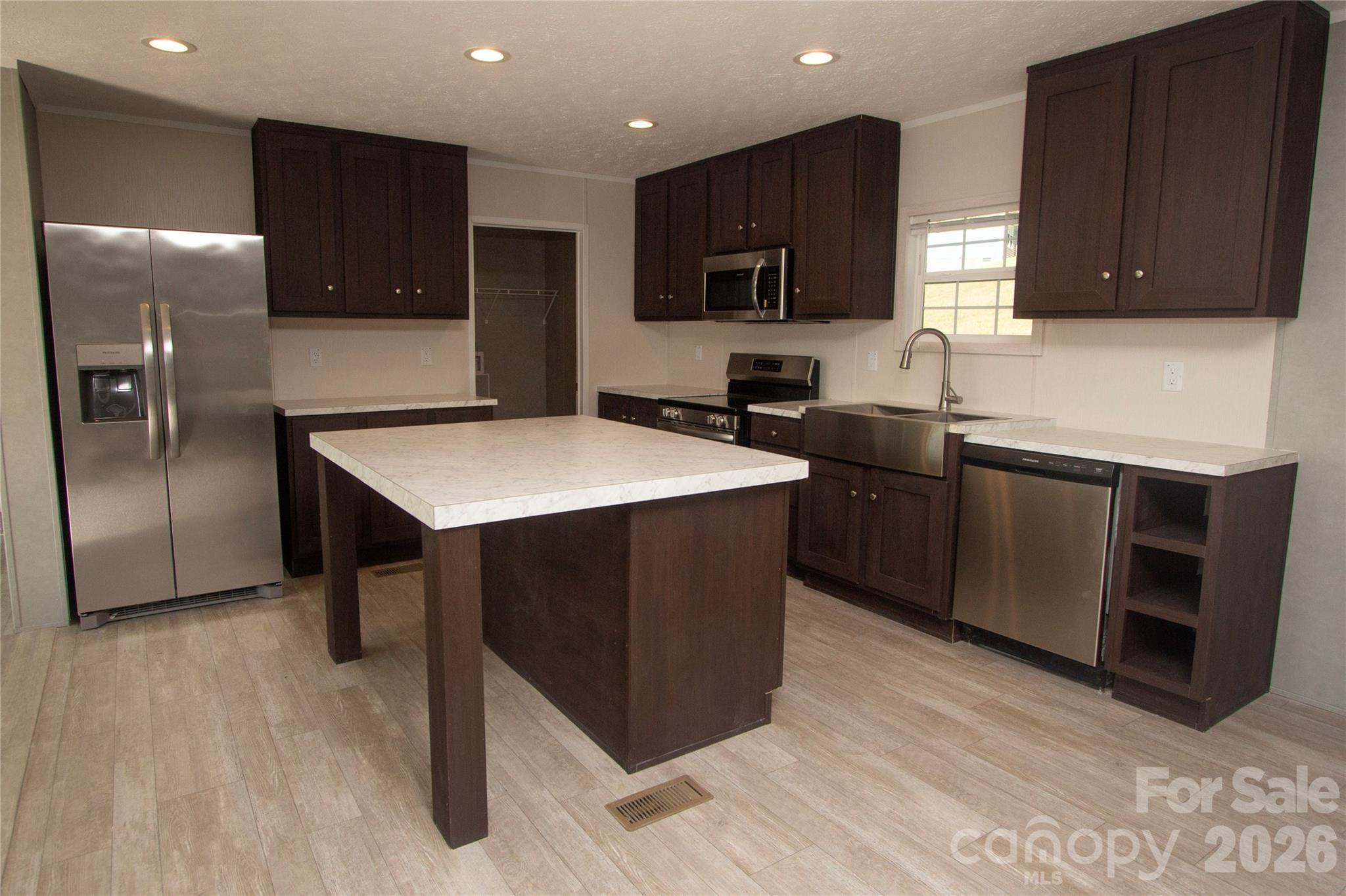 36 Whisper Mountain Road — Hendersonville