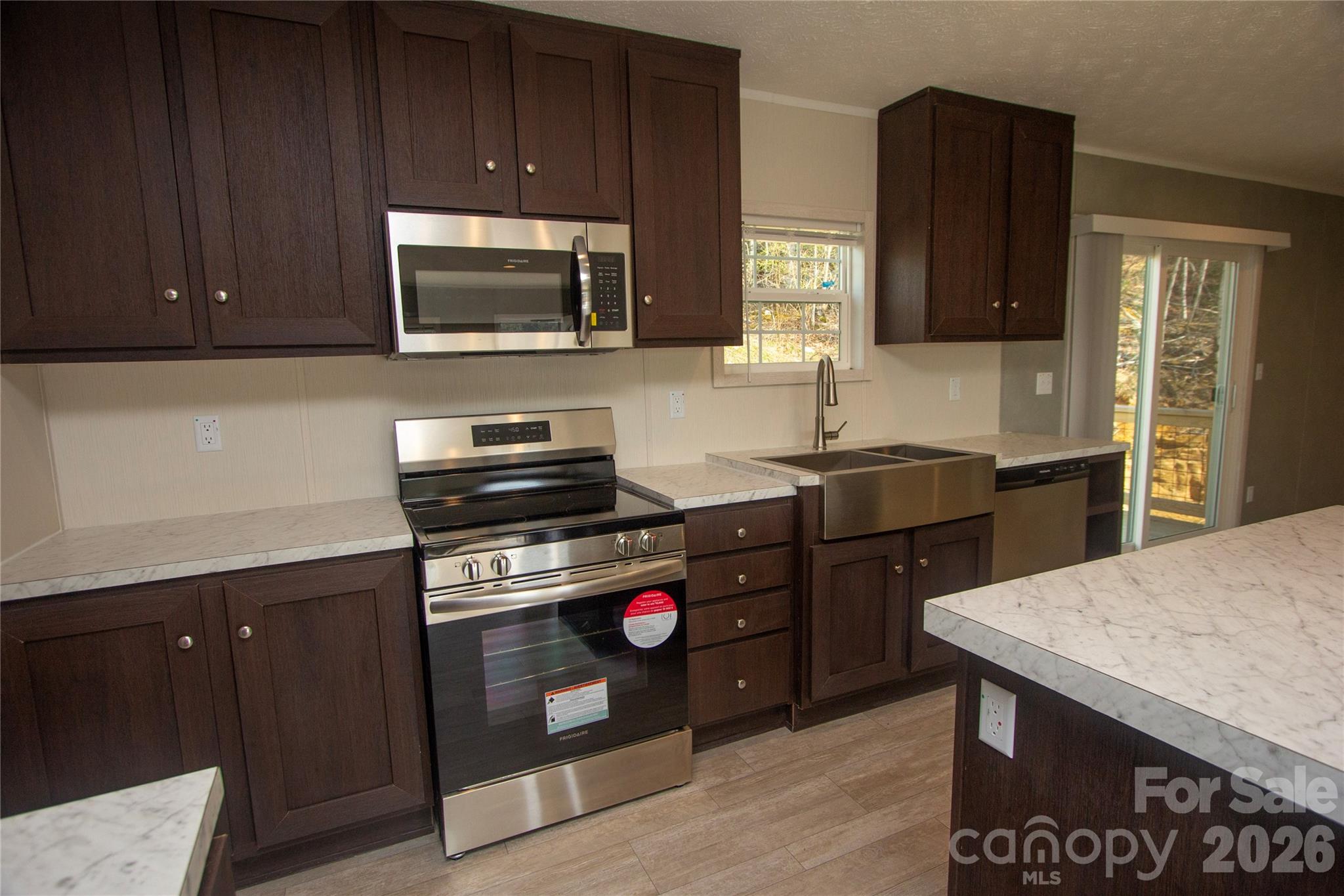 36 Whisper Mountain Road — Hendersonville