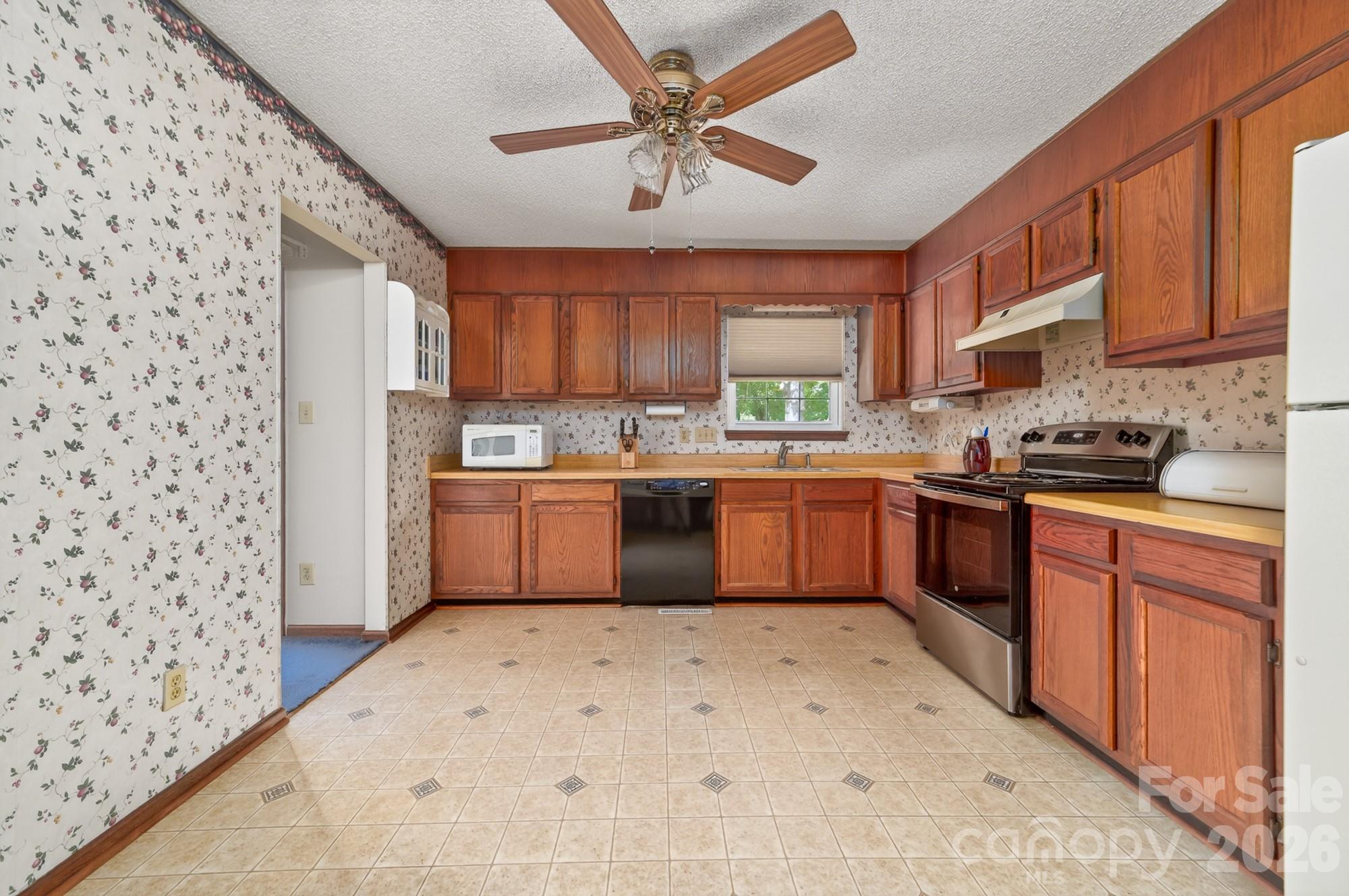 10730 Coachman Circle — Charlotte