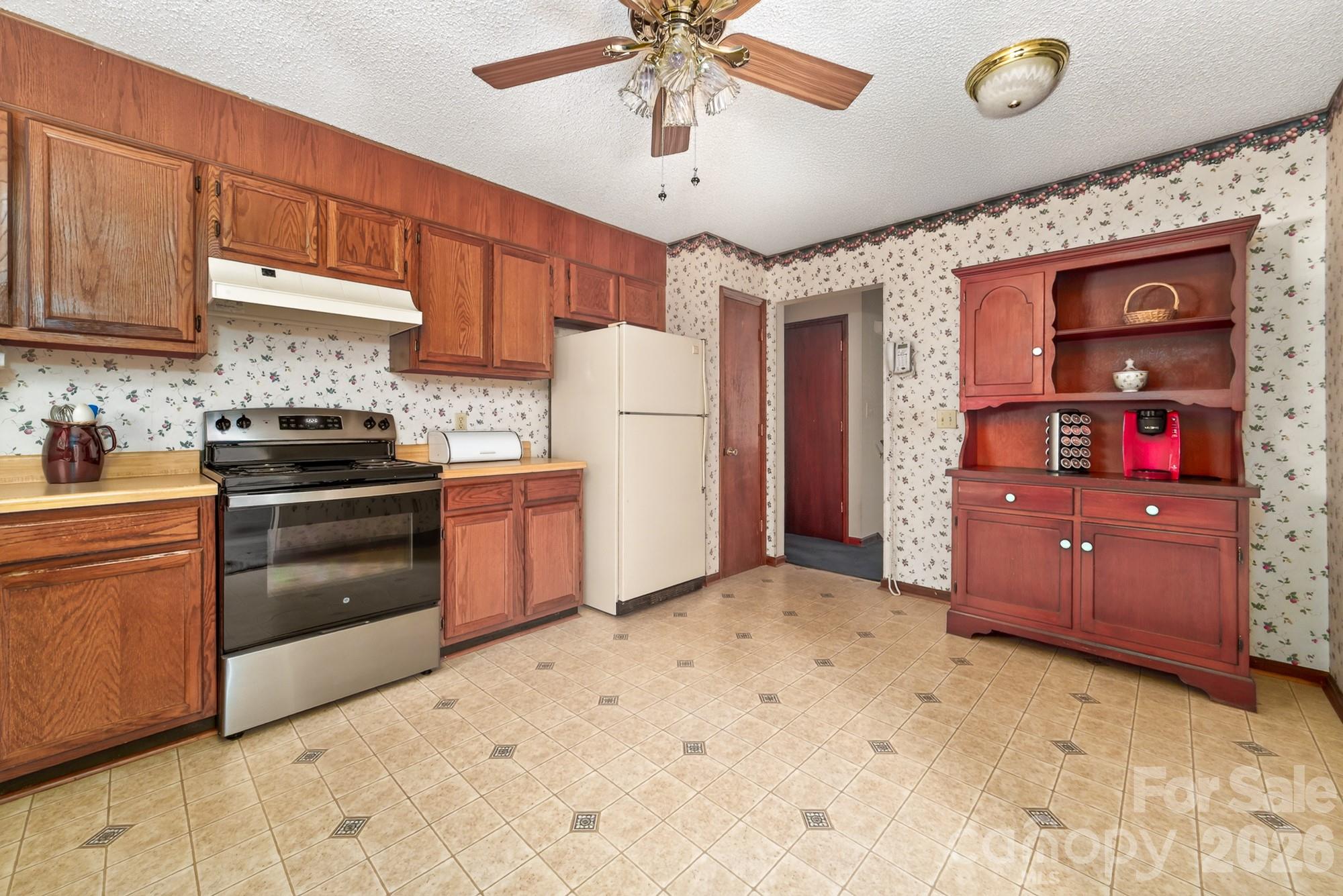 10730 Coachman Circle — Charlotte