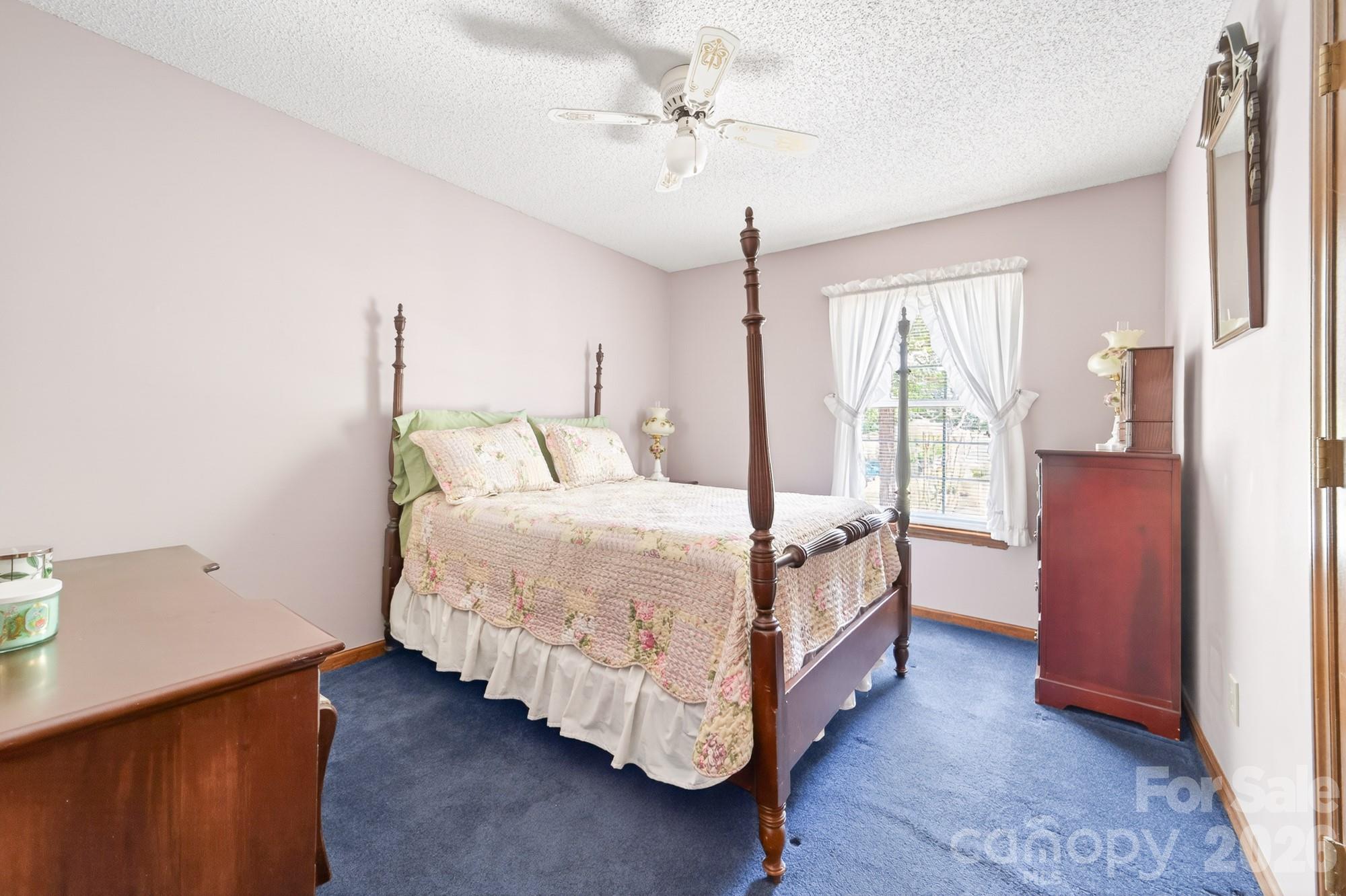 10730 Coachman Circle — Charlotte