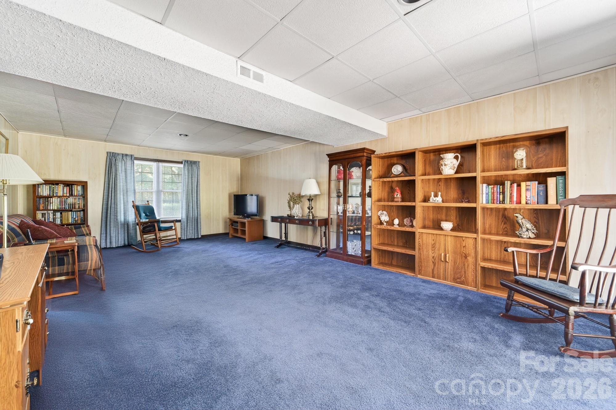 10730 Coachman Circle — Charlotte