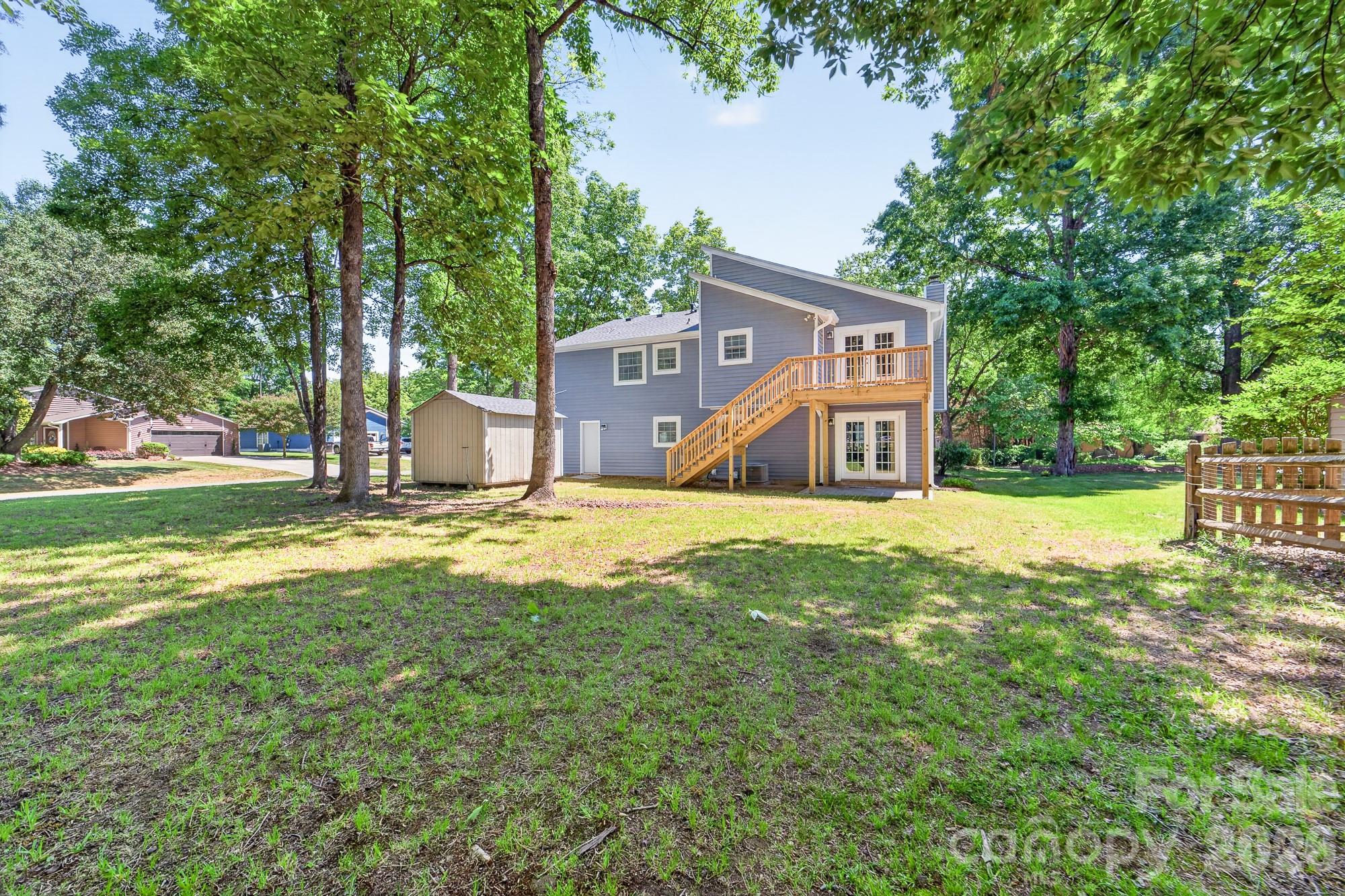 10730 Coachman Circle — Charlotte