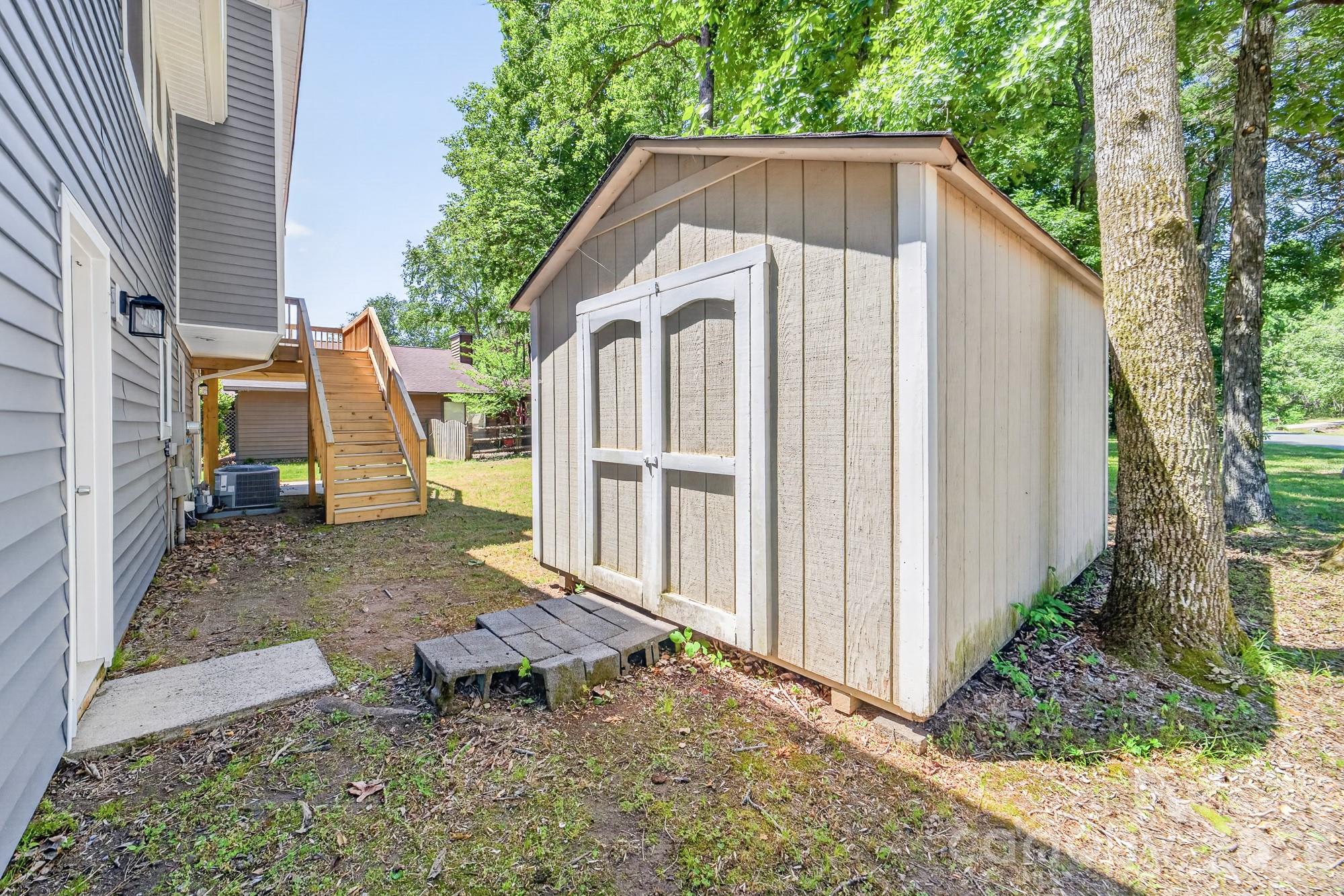 10730 Coachman Circle — Charlotte