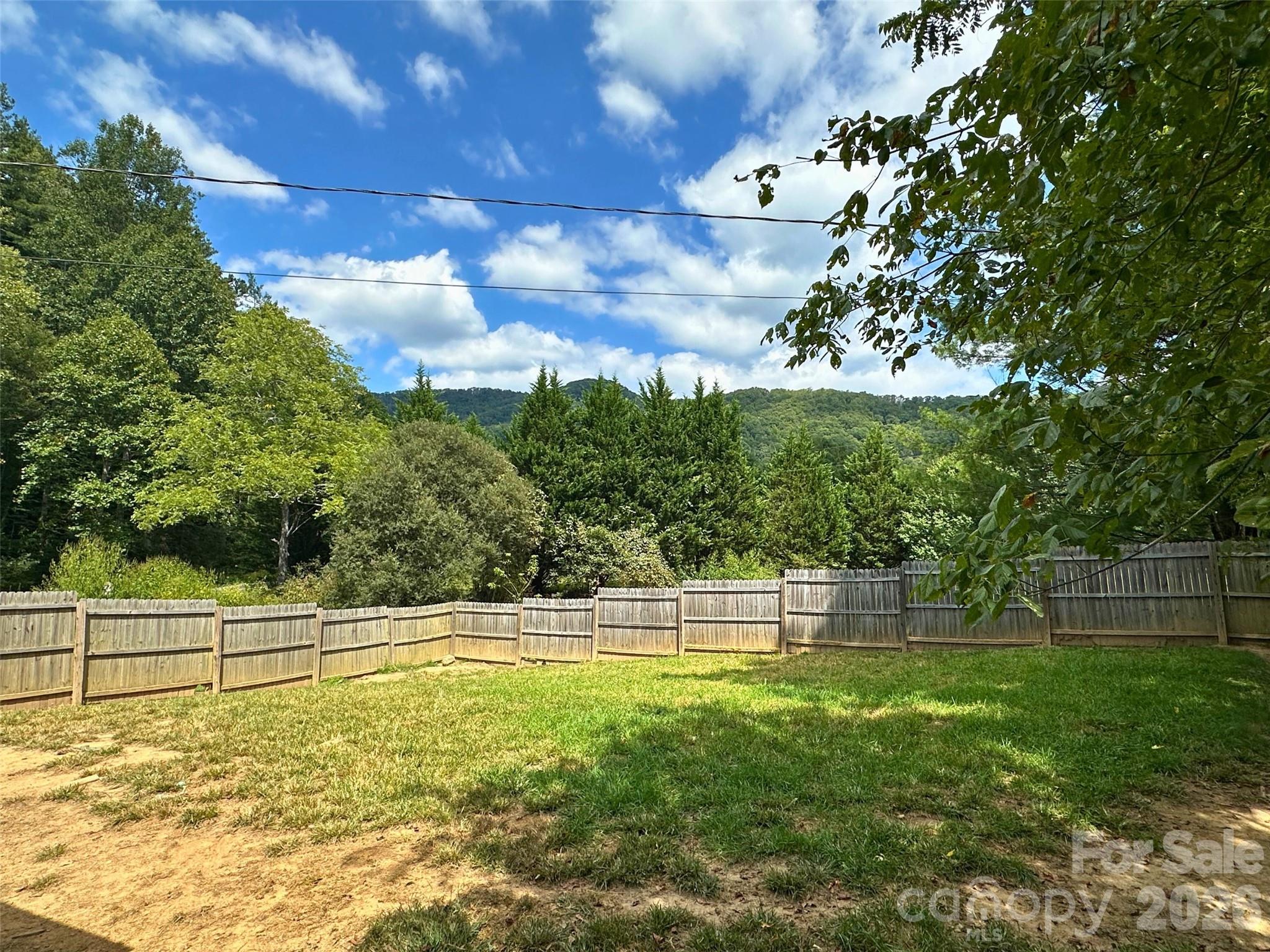 104 Old Fort Road — Fairview