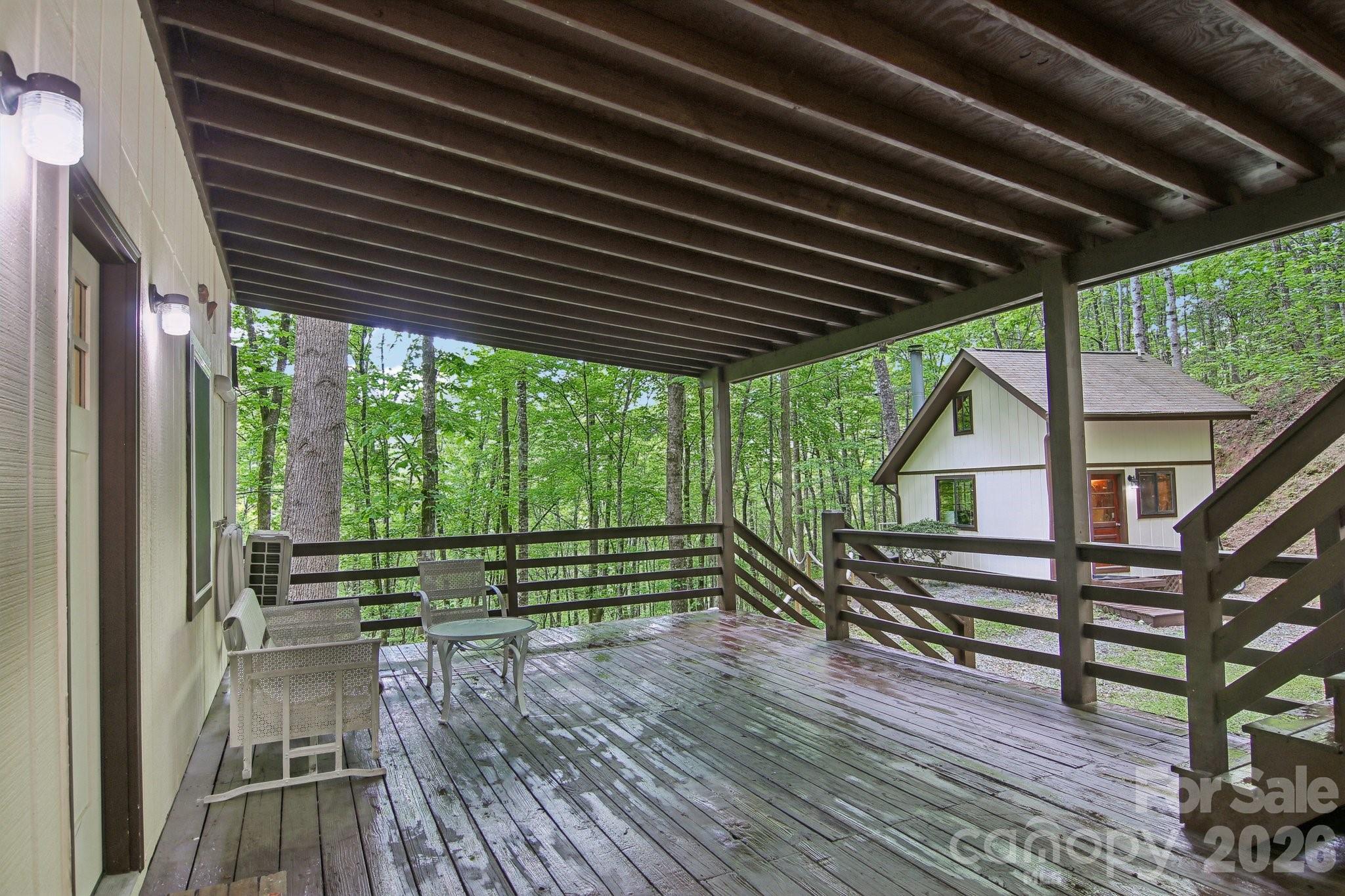 291 Dills Road — Bryson City