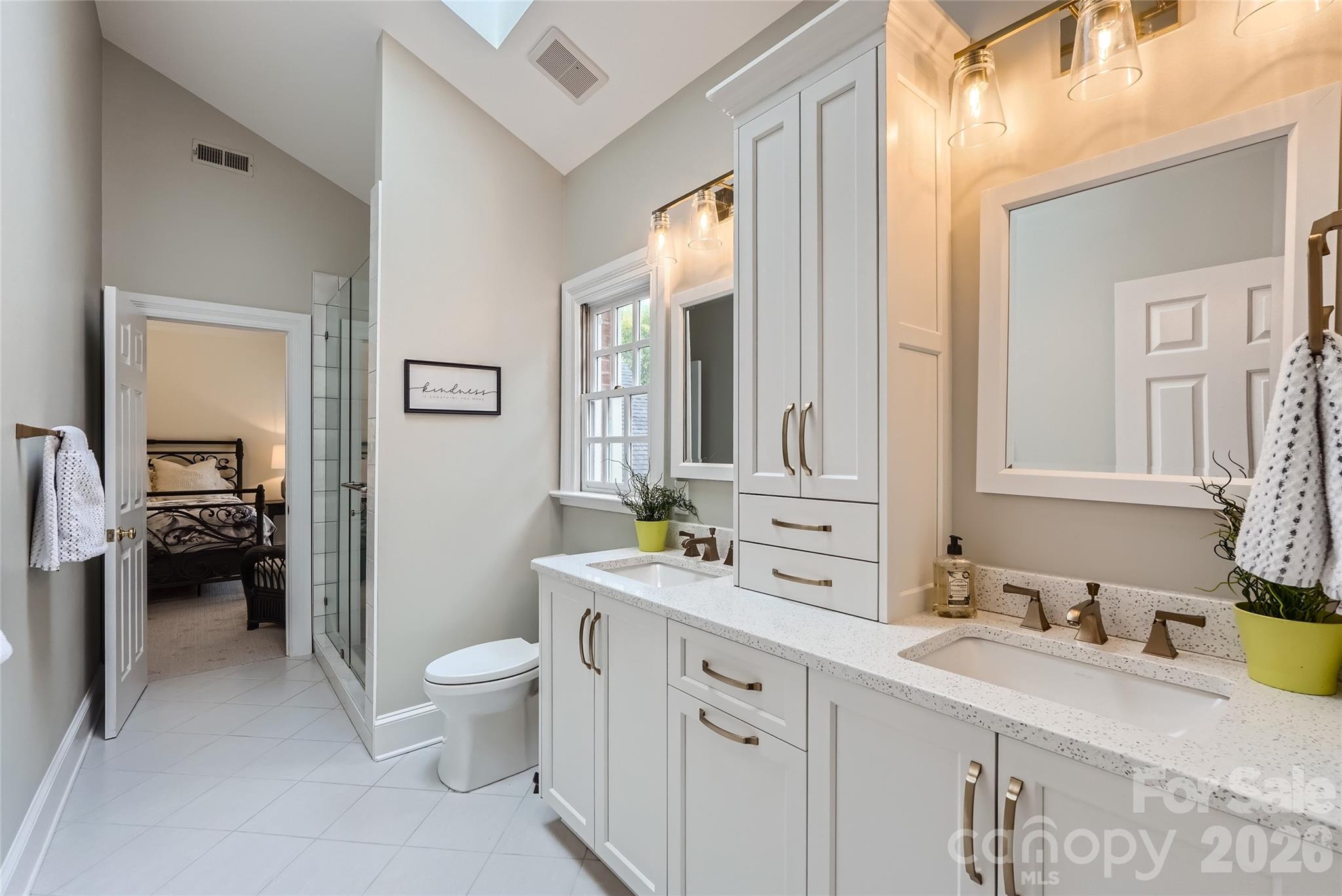 2560 Morrocroft Lane — Charlotte