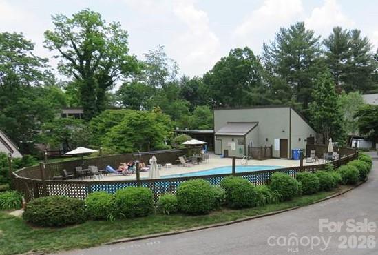 51 Maple Ridge Lane — Asheville