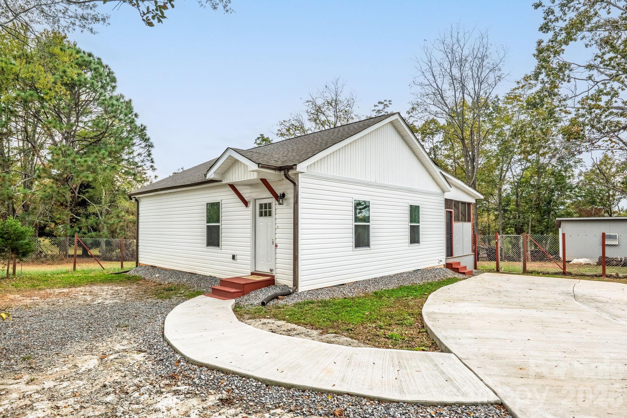 845 Spindale Street — Spindale