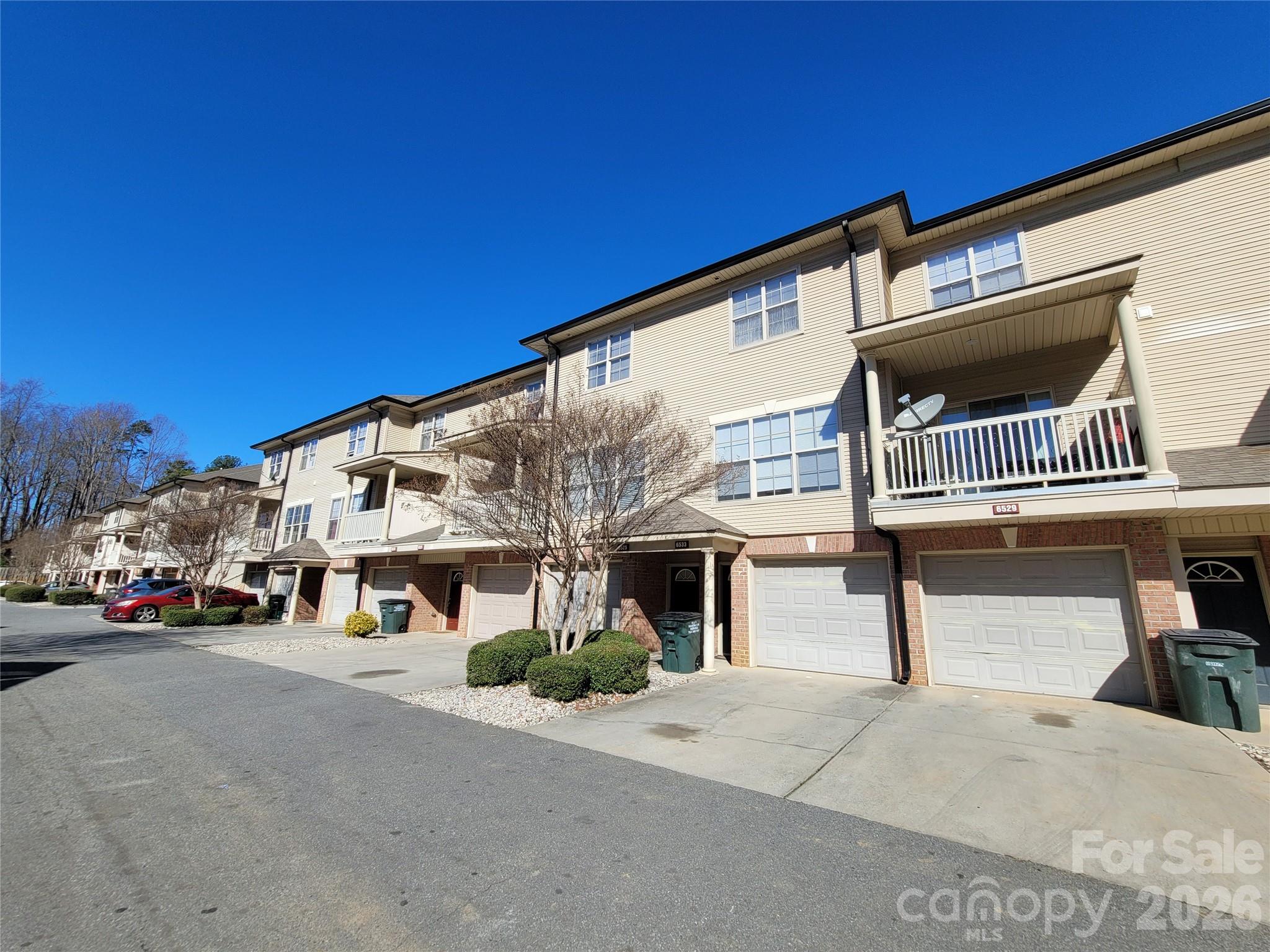 6525 Quarterbridge Lane — Charlotte