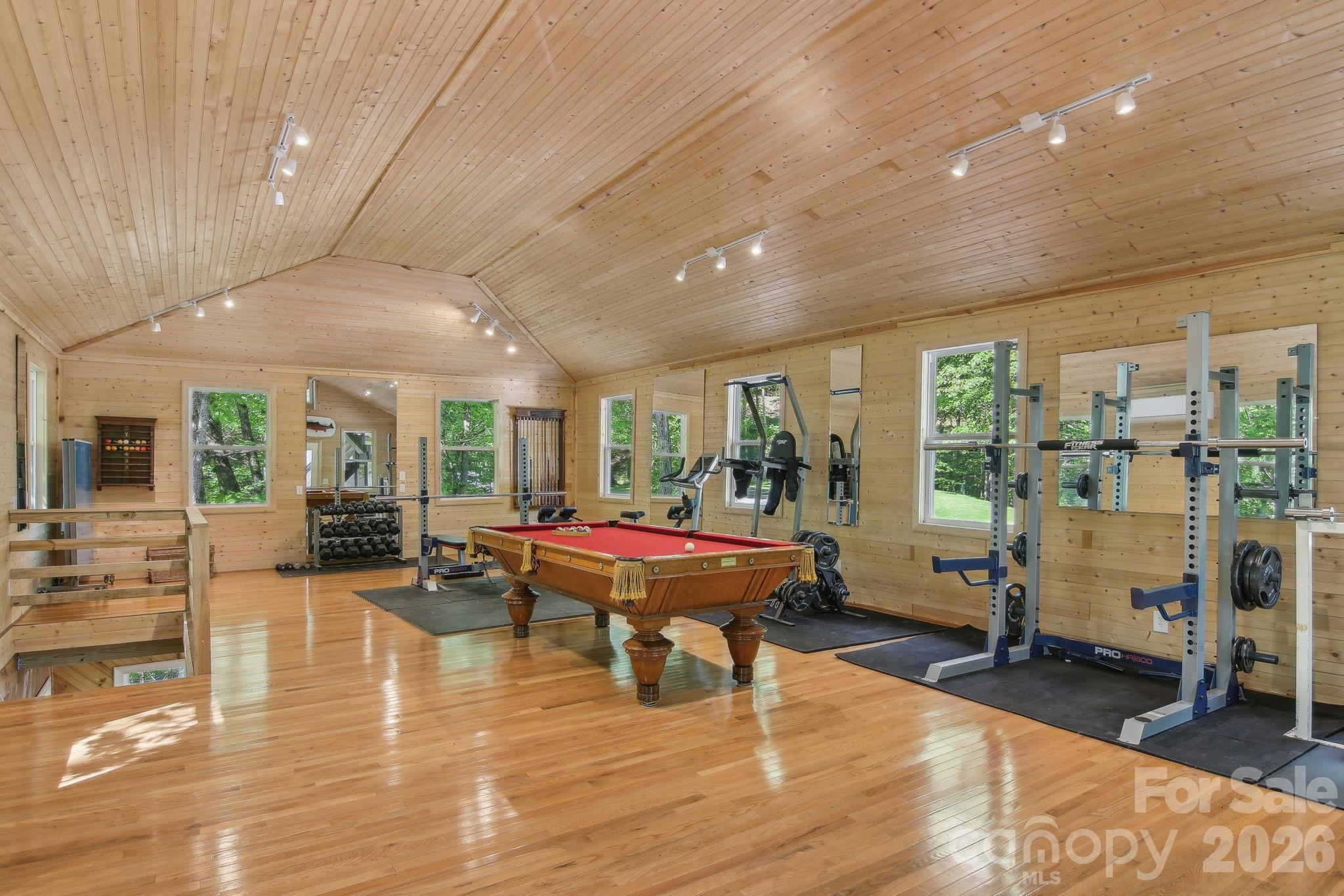 295/291 Dills Road — Bryson City