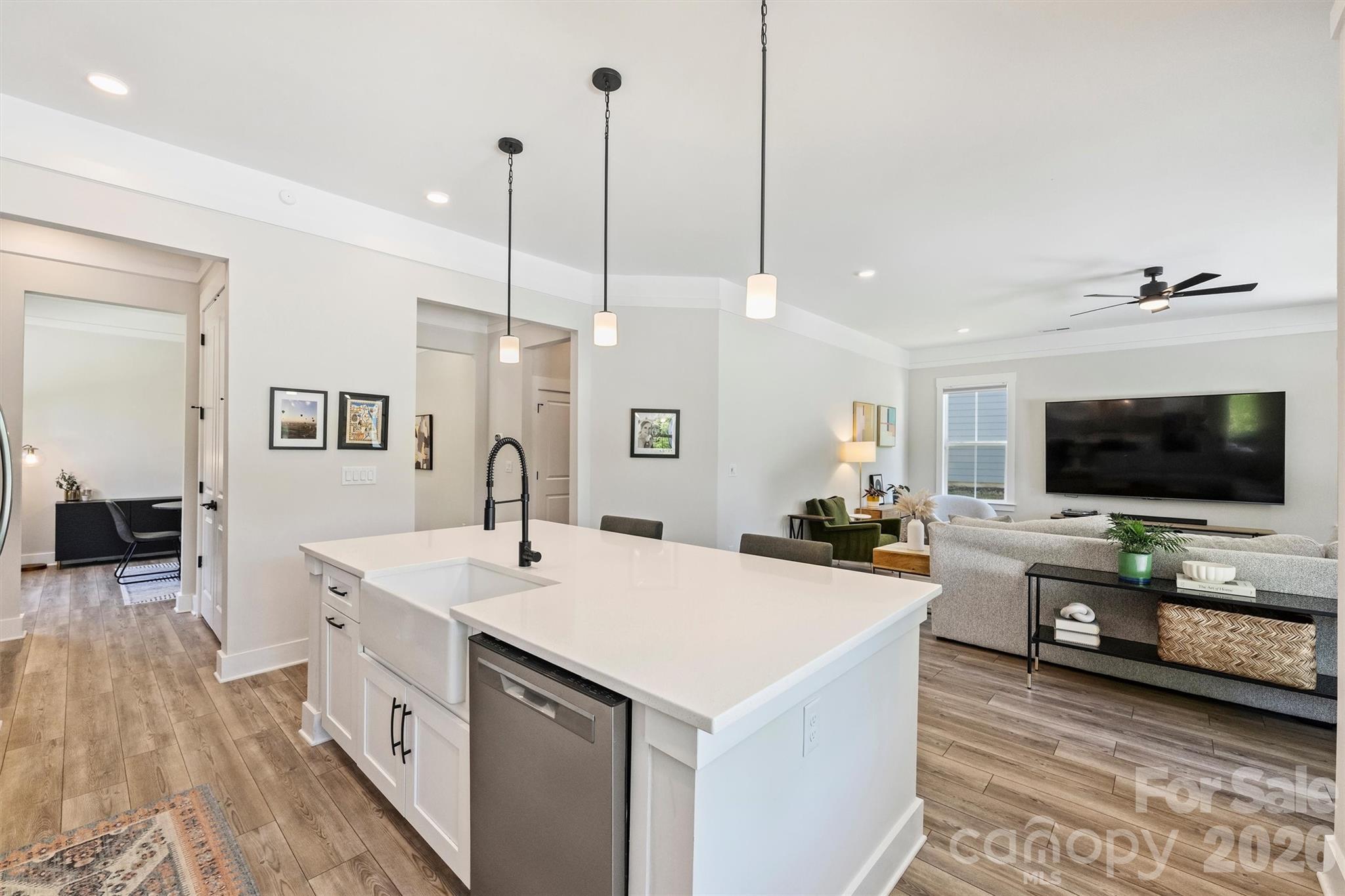 1002 Parkes Street — Matthews
