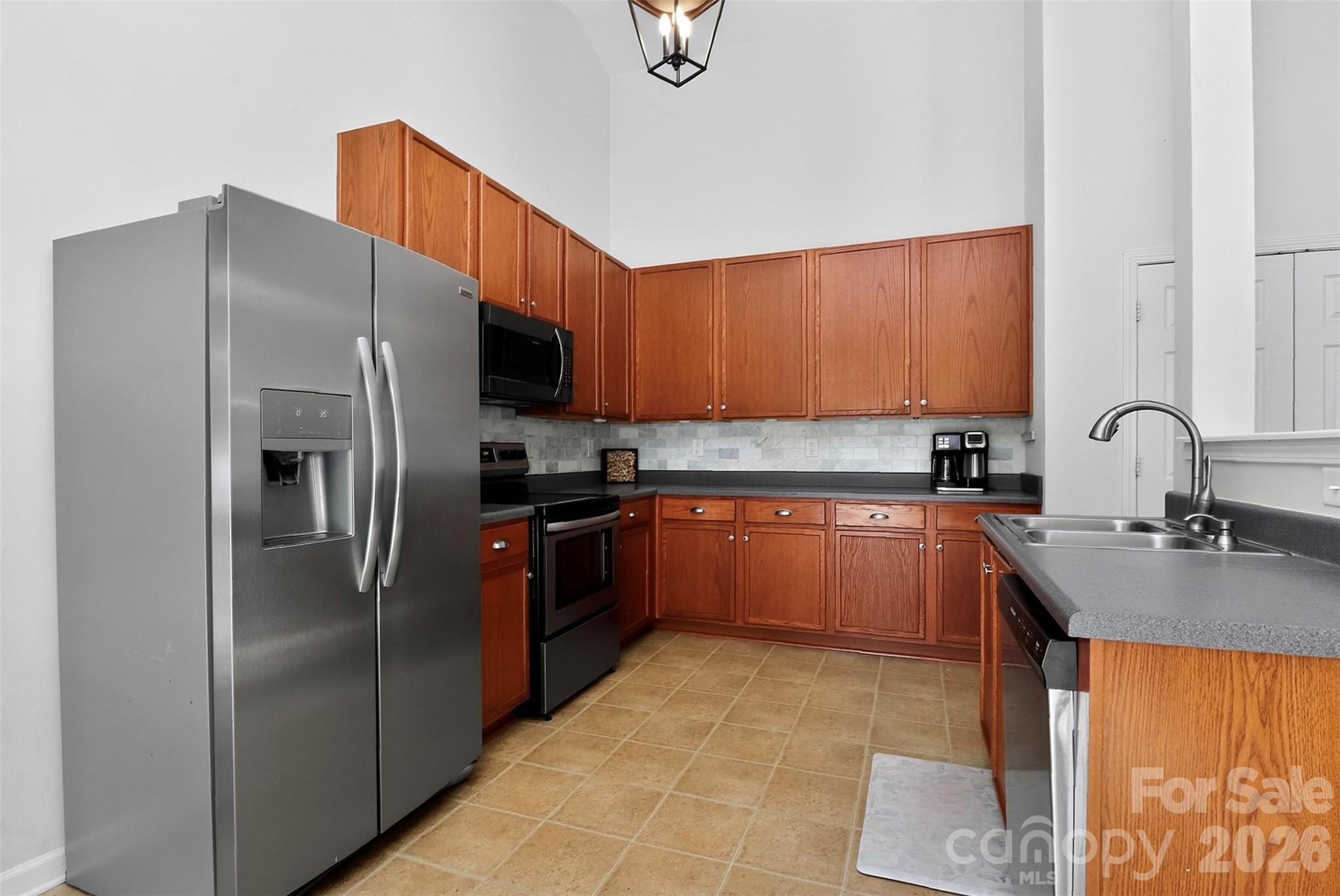 8807 Heartleaf Road — Charlotte