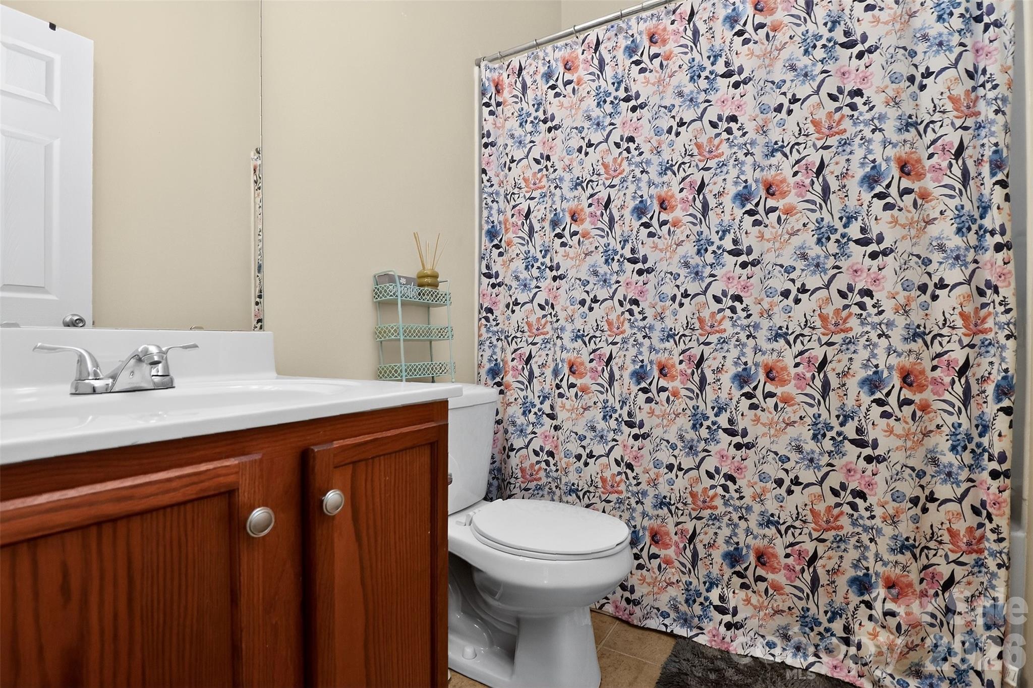 8807 Heartleaf Road — Charlotte