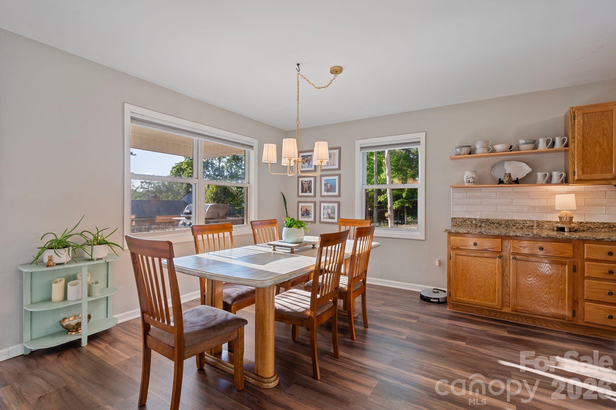 710 Riverwood Drive — Lexington