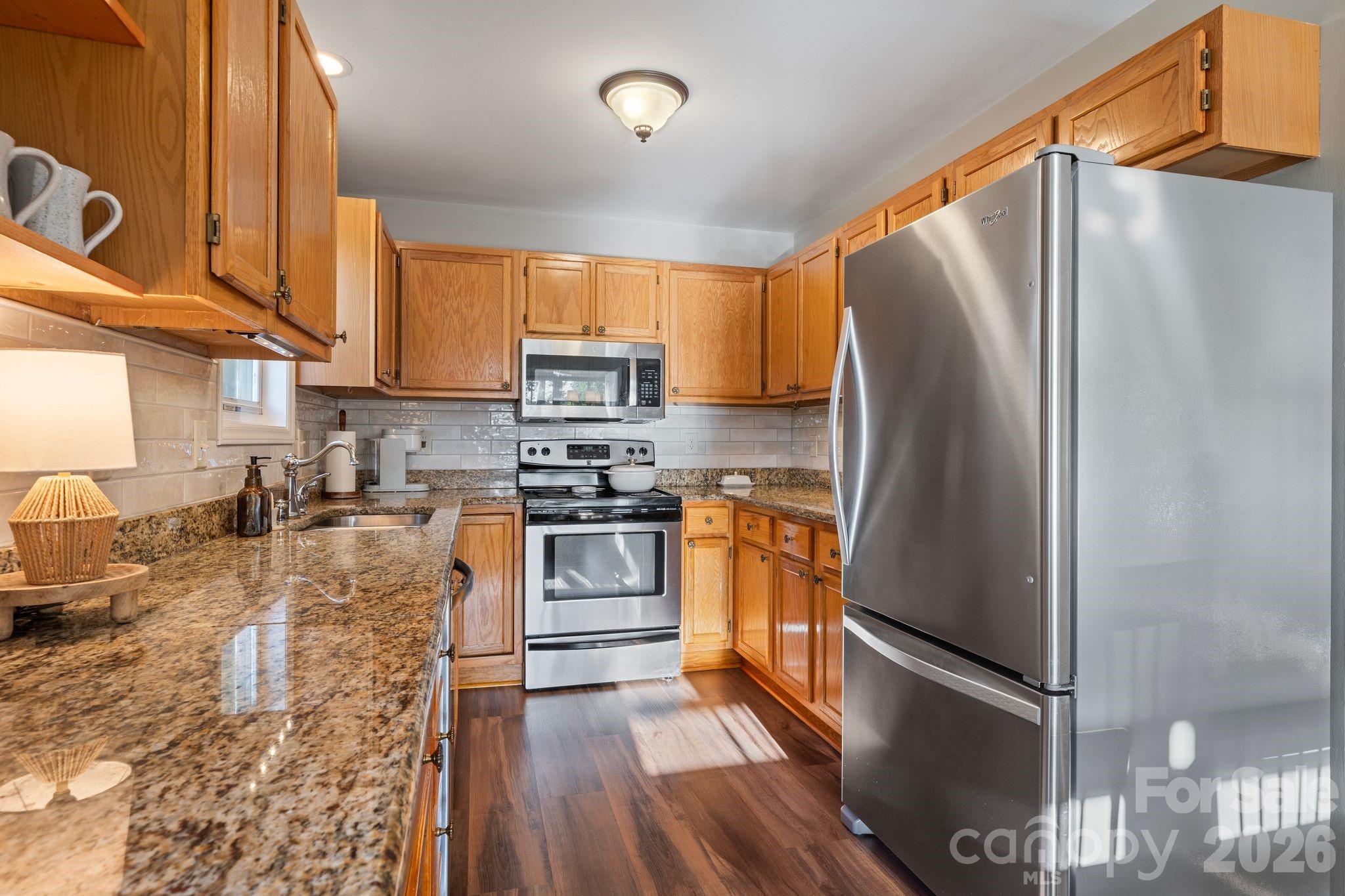 710 Riverwood Drive — Lexington