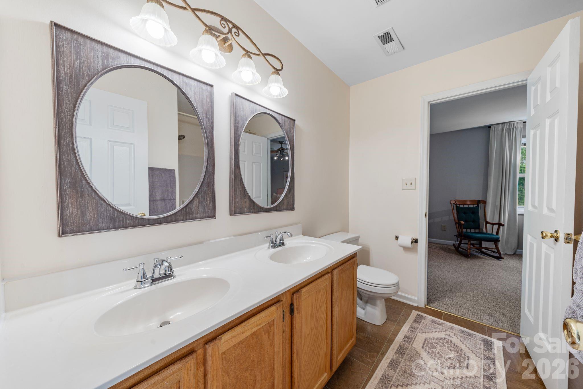 710 Riverwood Drive — Lexington