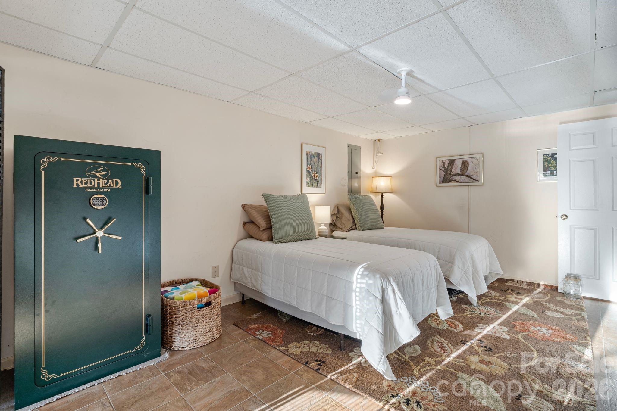 710 Riverwood Drive — Lexington
