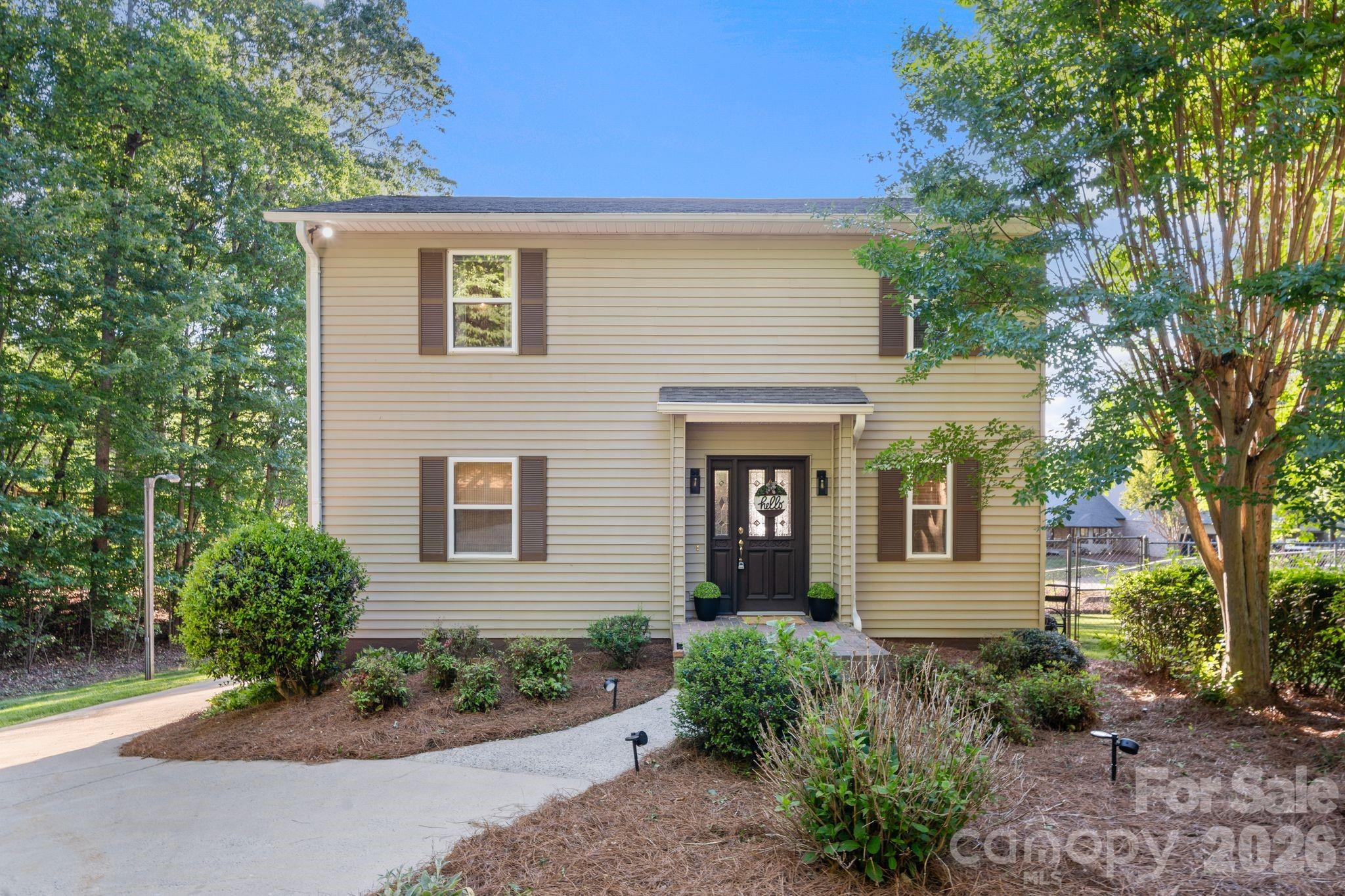 710 Riverwood Drive — Lexington