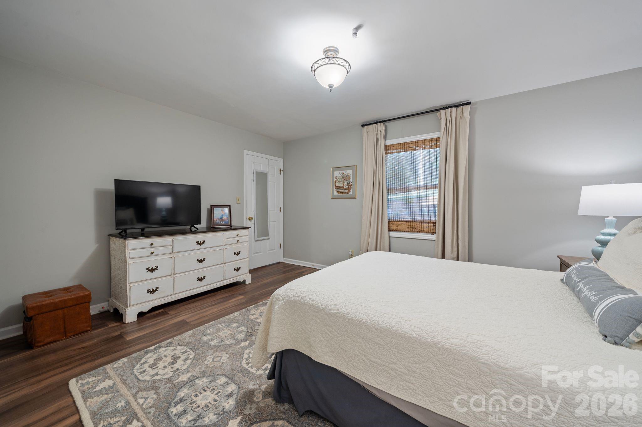 710 Riverwood Drive — Lexington