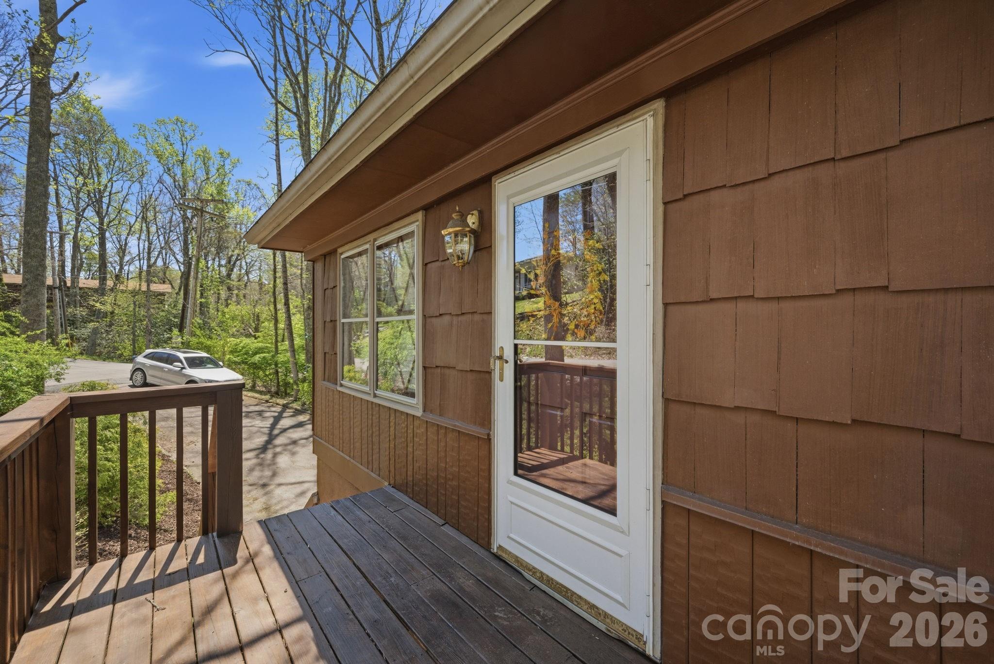 806 Dogwood Drive — Boone
