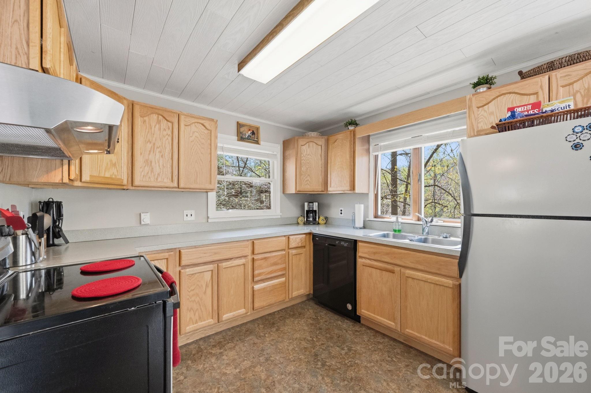 806 Dogwood Drive — Boone