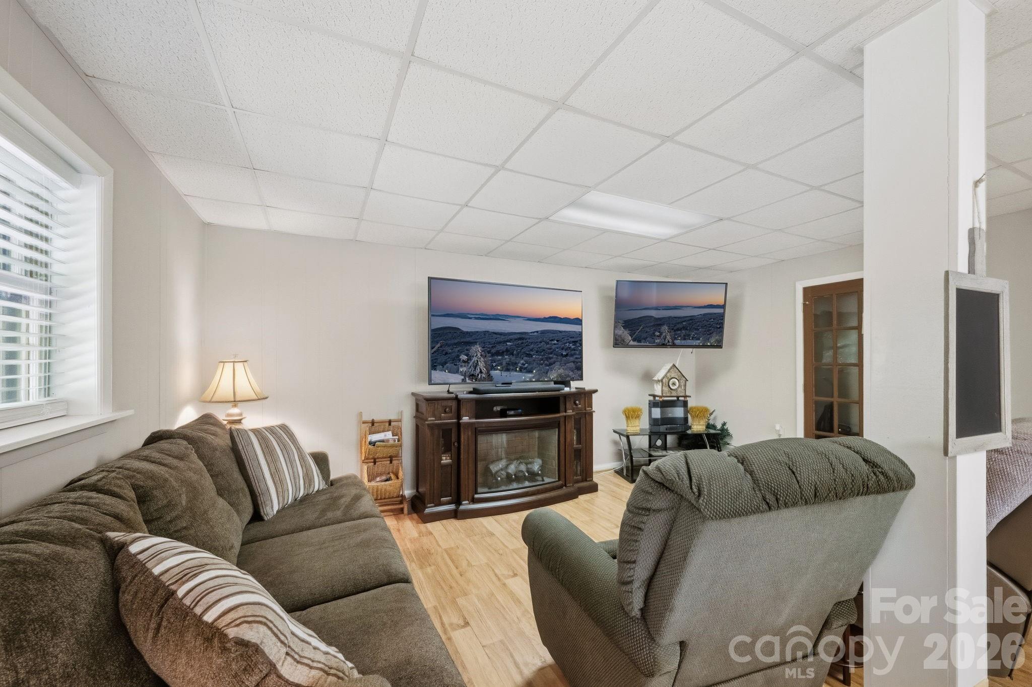 806 Dogwood Drive — Boone