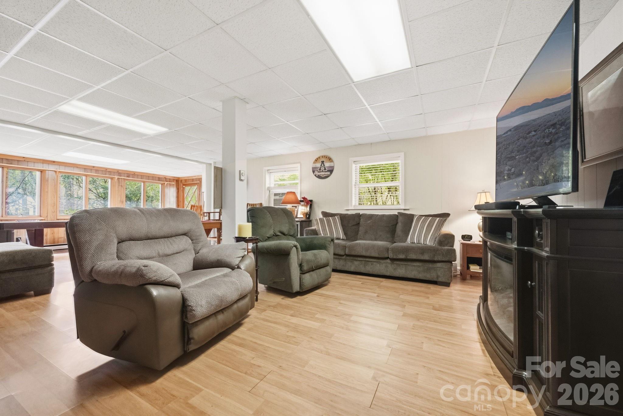 806 Dogwood Drive — Boone