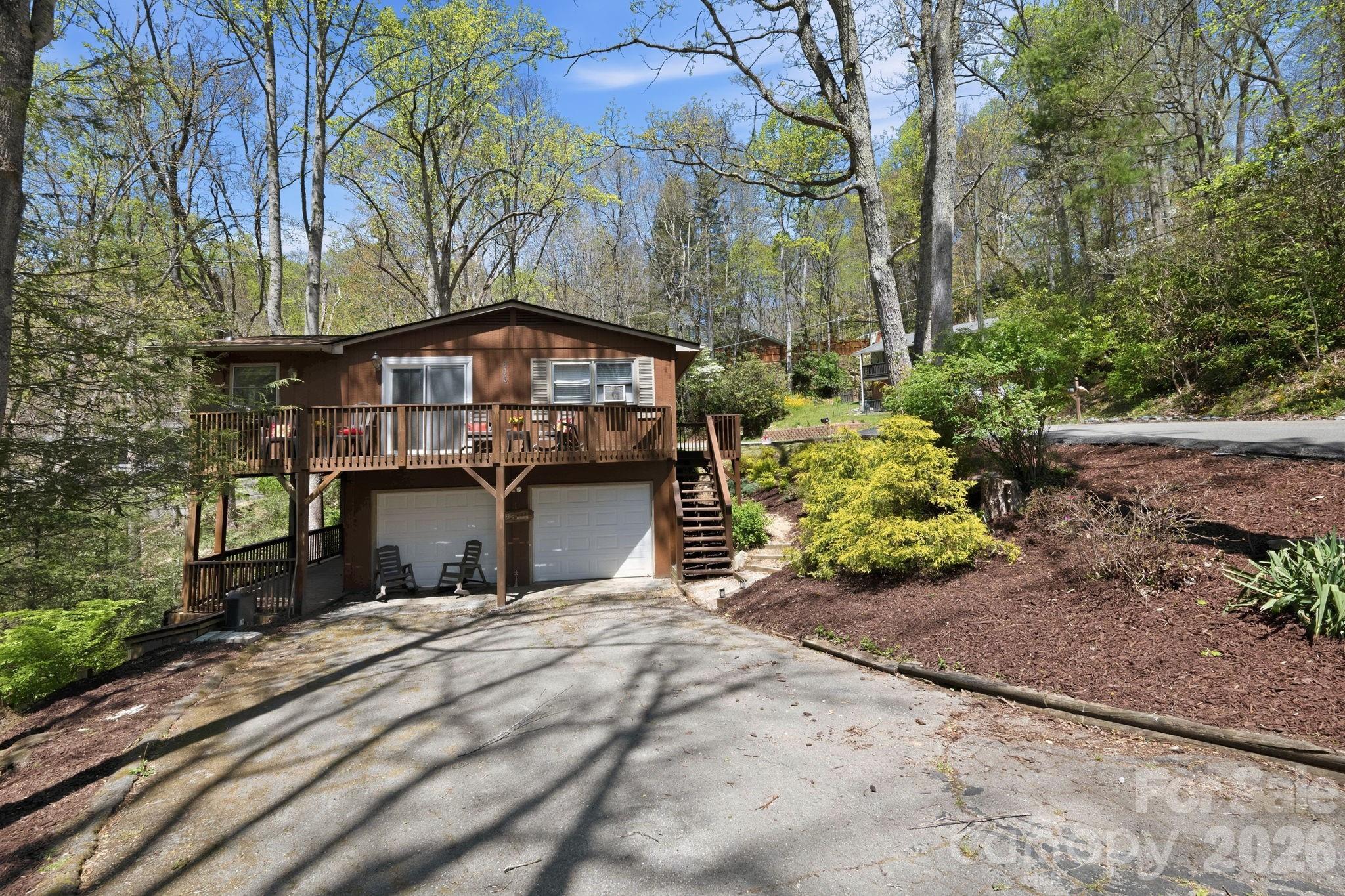 806 Dogwood Drive — Boone