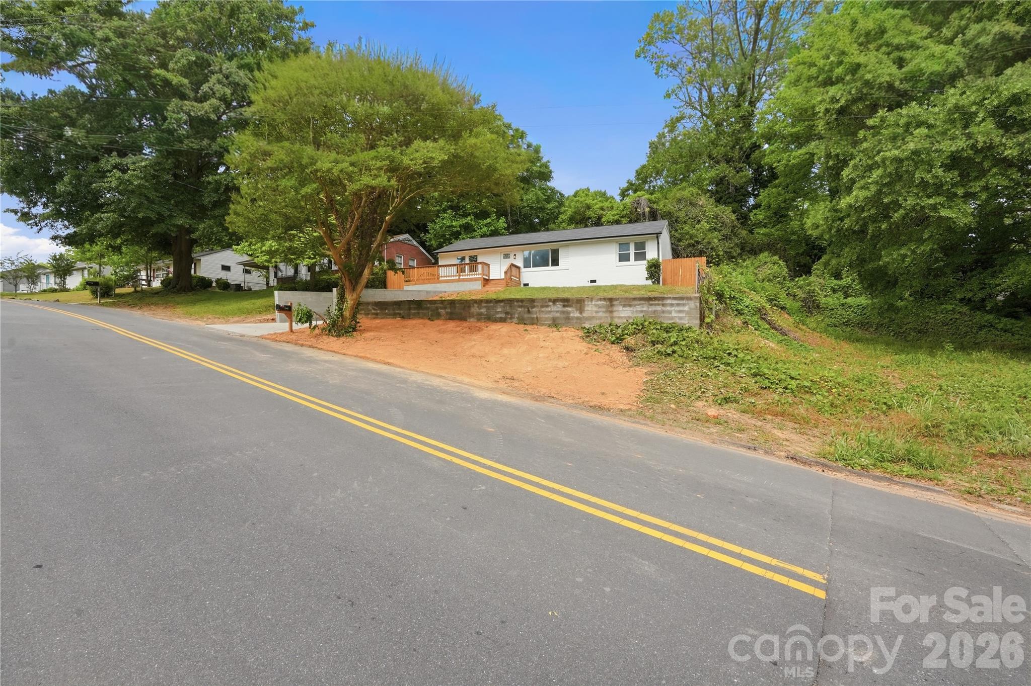 921 Green Circle Drive — Gastonia