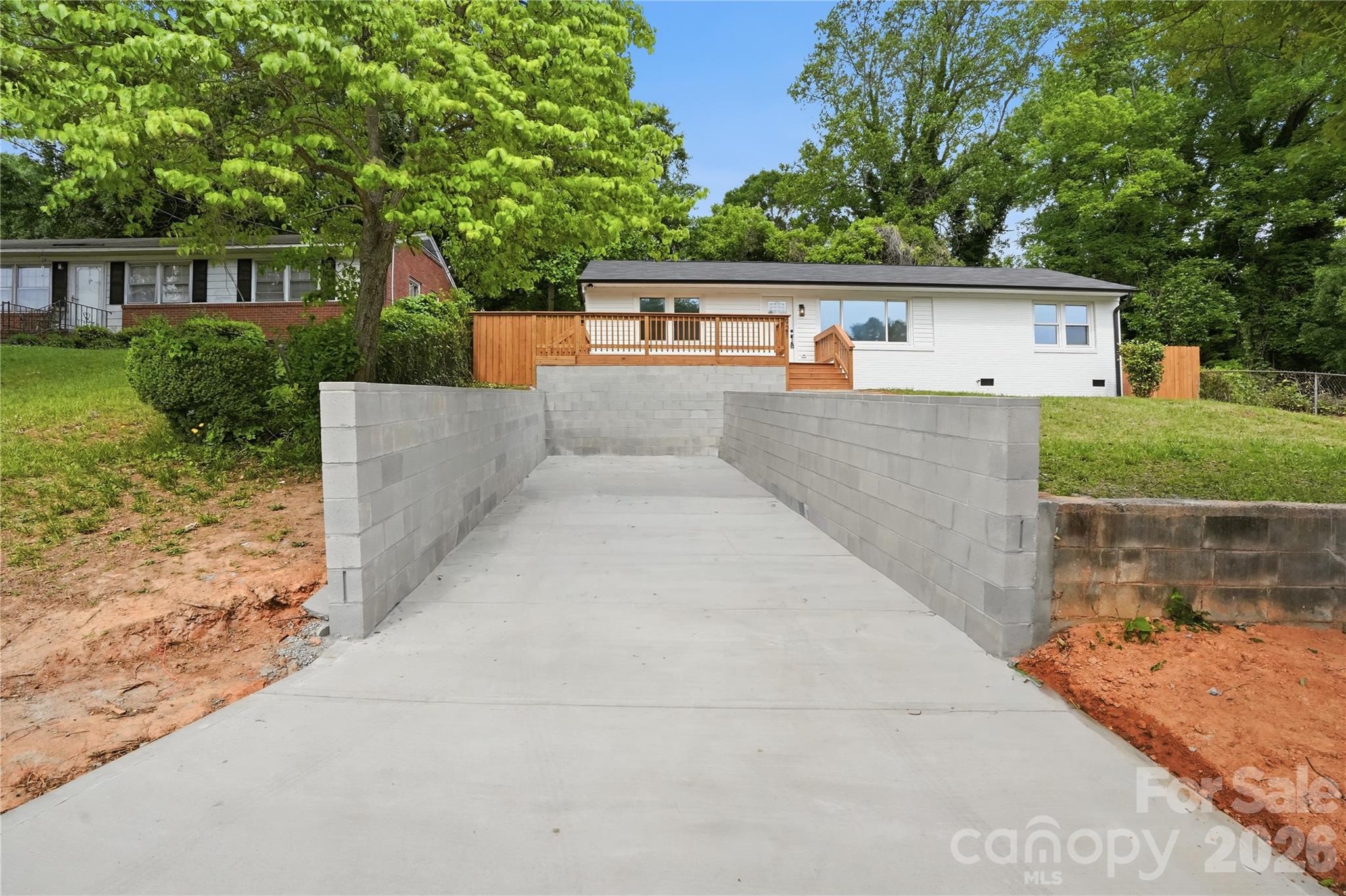 921 Green Circle Drive — Gastonia