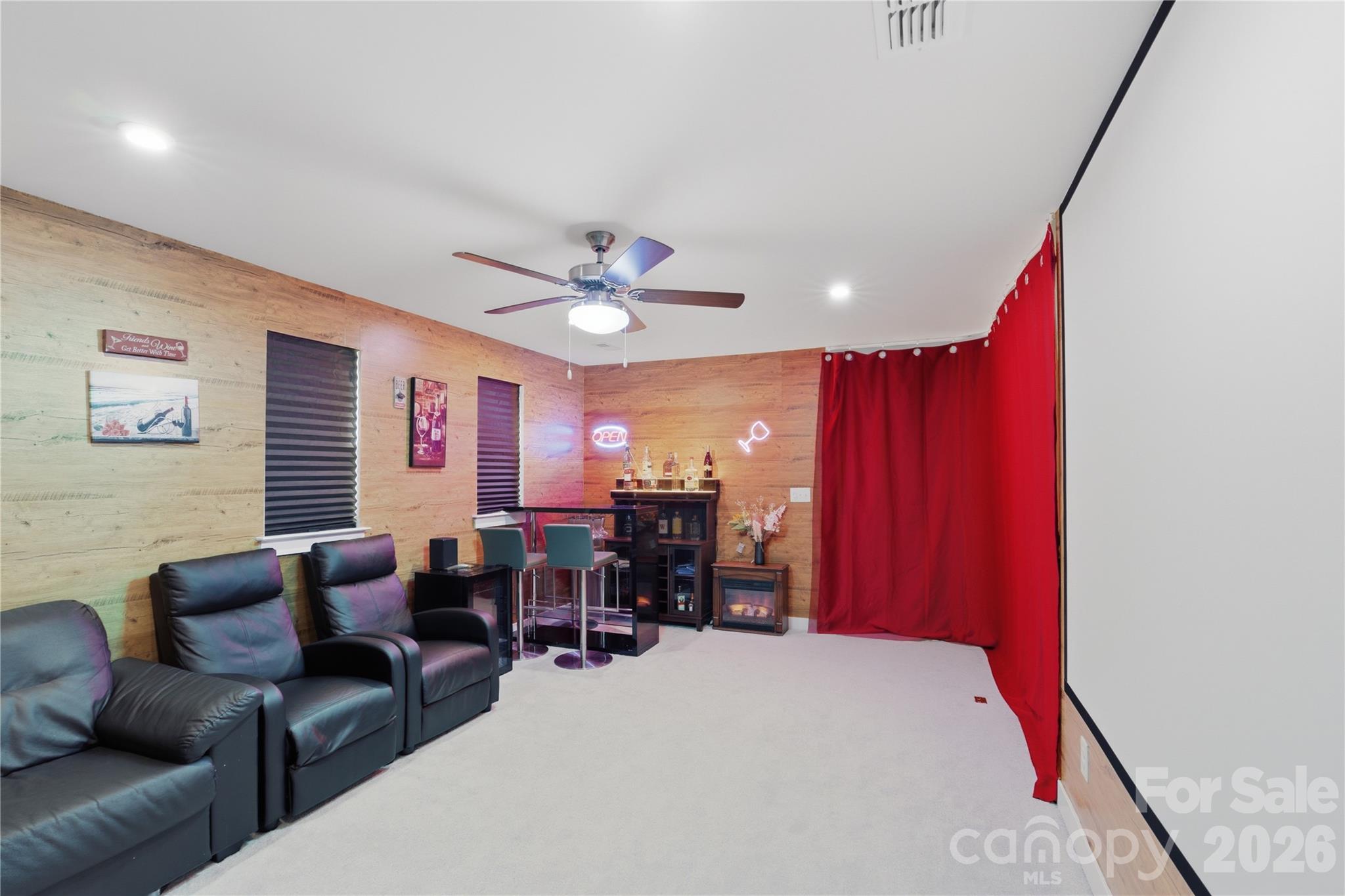 10158 Paper Birch Drive — Charlotte