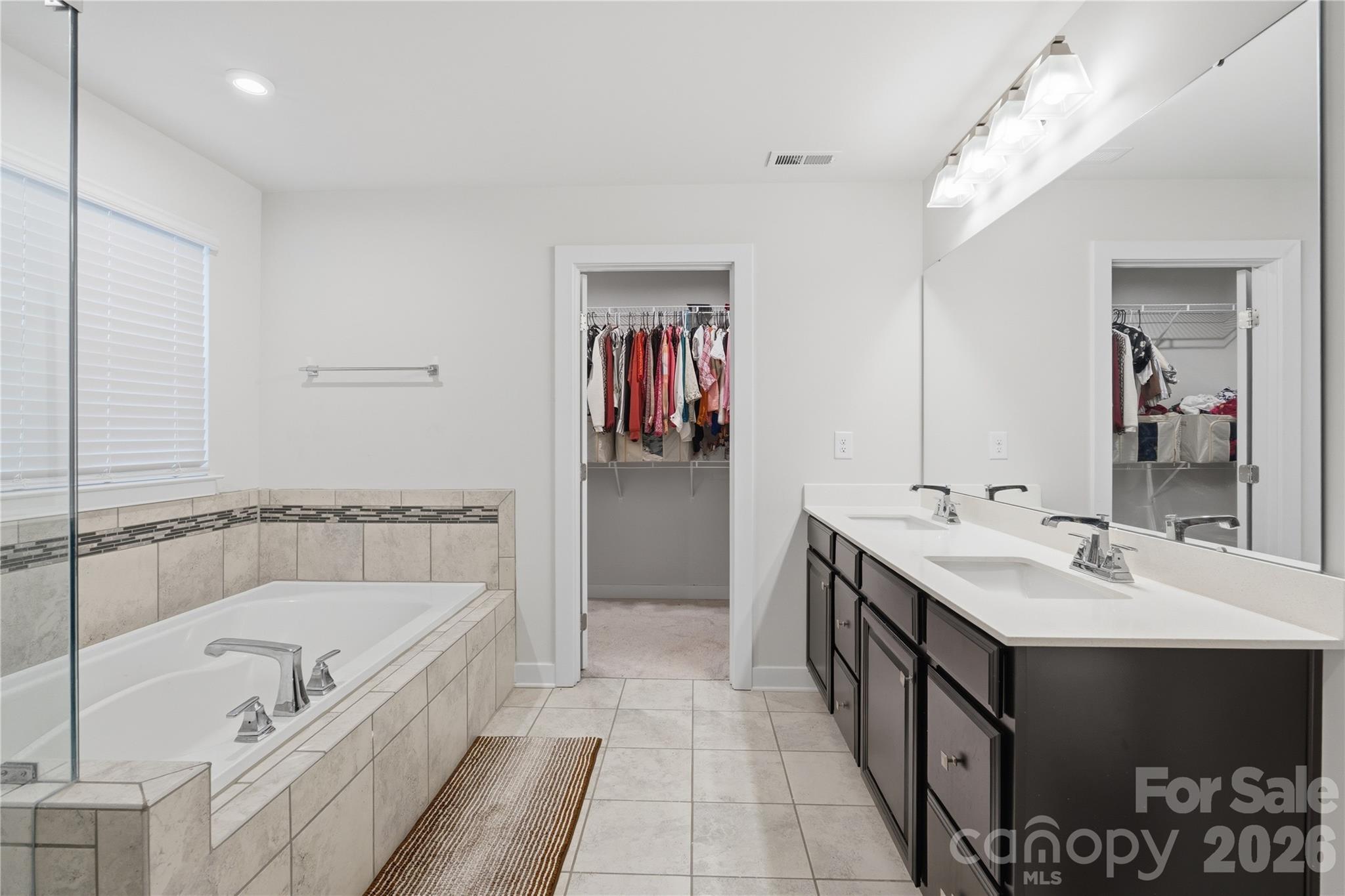 10158 Paper Birch Drive — Charlotte