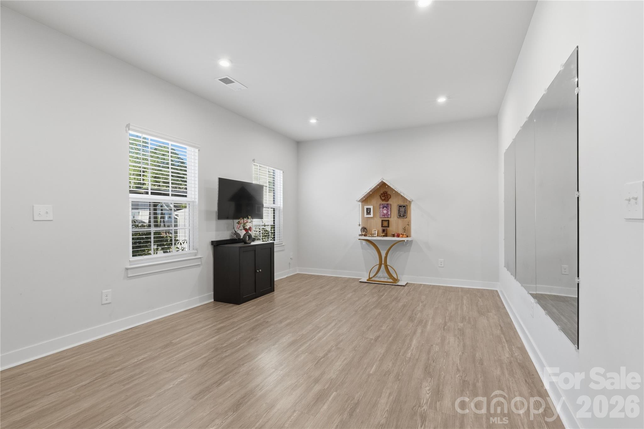 10158 Paper Birch Drive — Charlotte