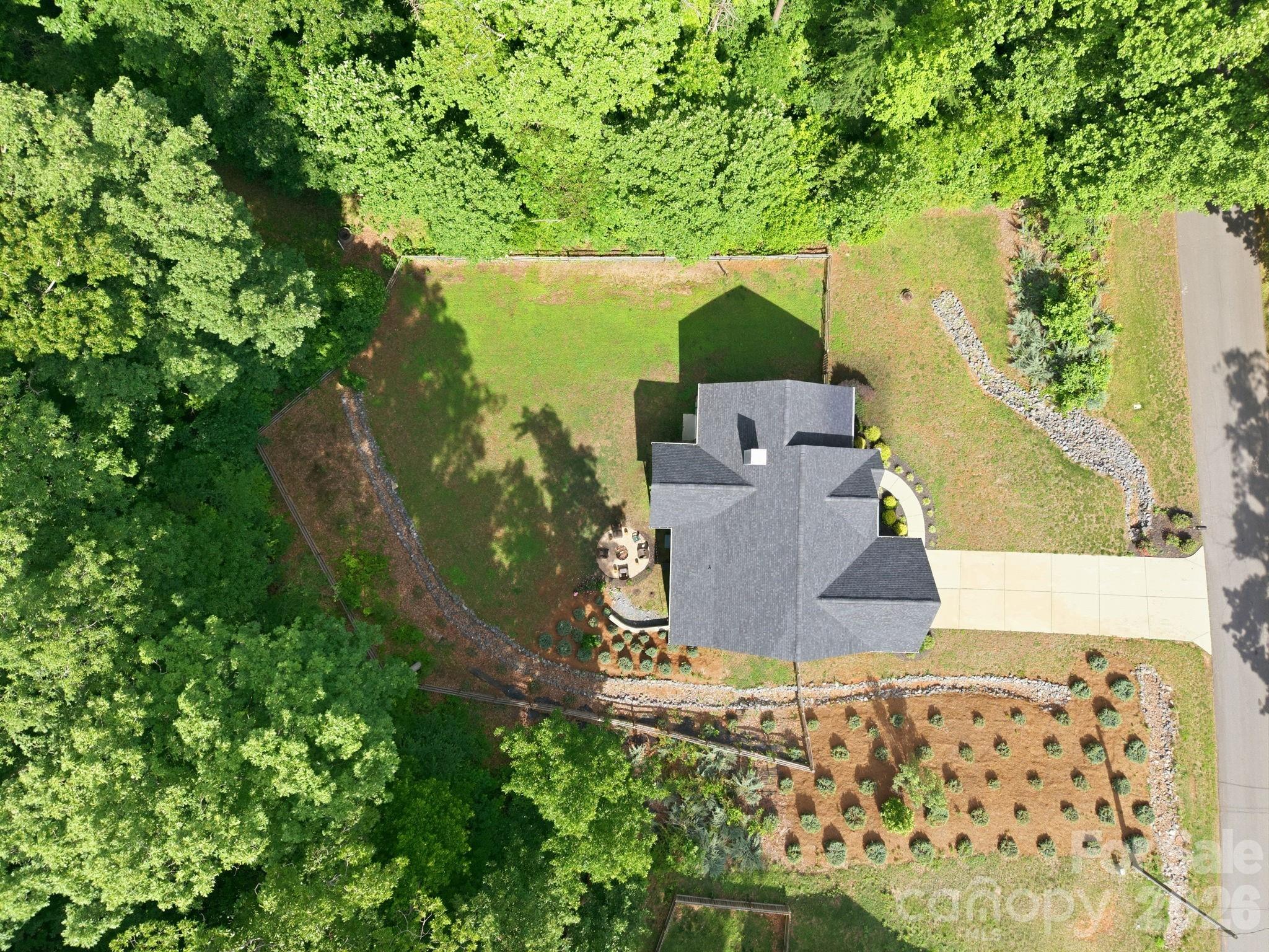 2960 Walter Drive NW — Concord