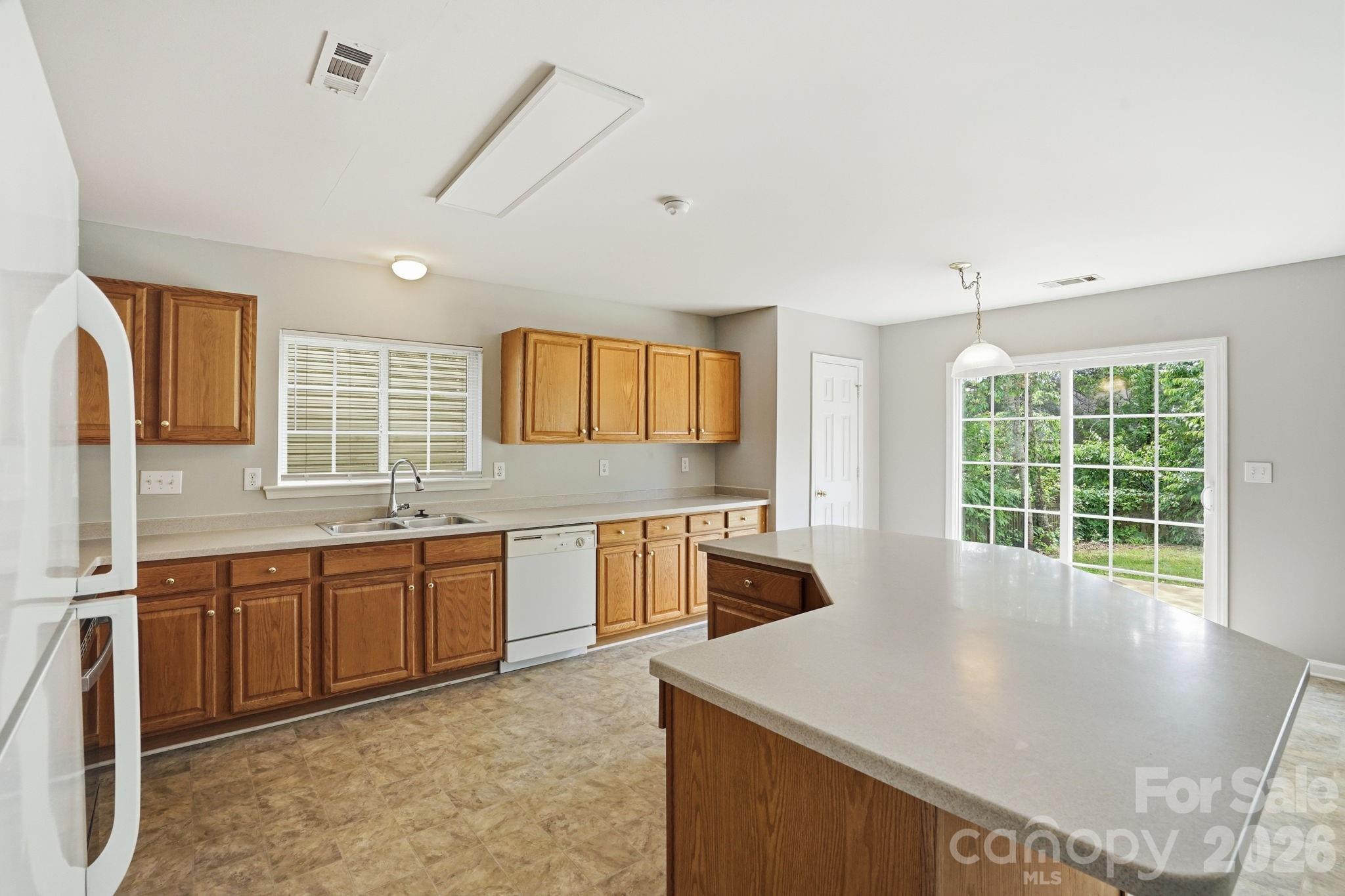 8928 Oransay Way — Charlotte
