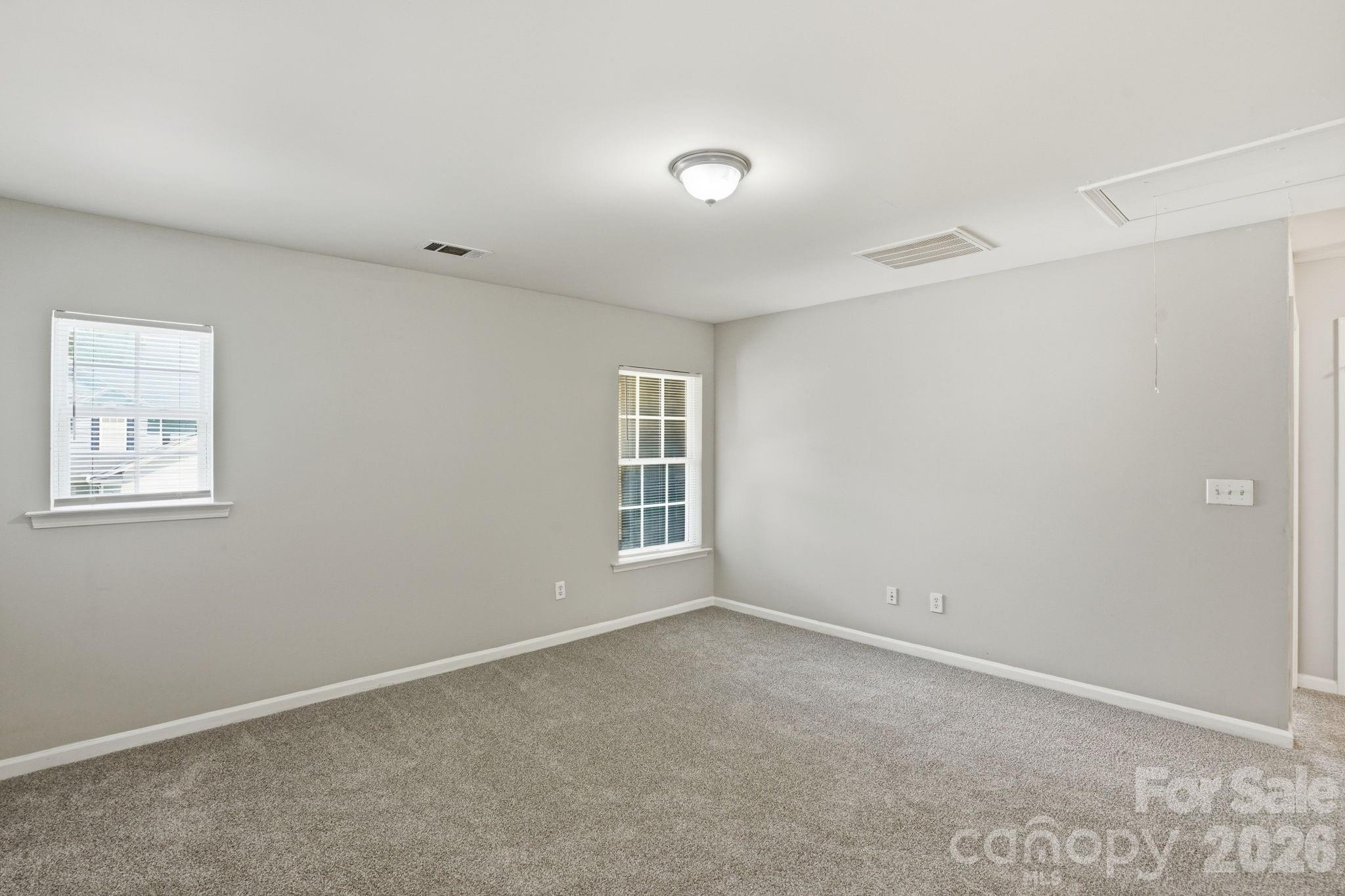 8928 Oransay Way — Charlotte