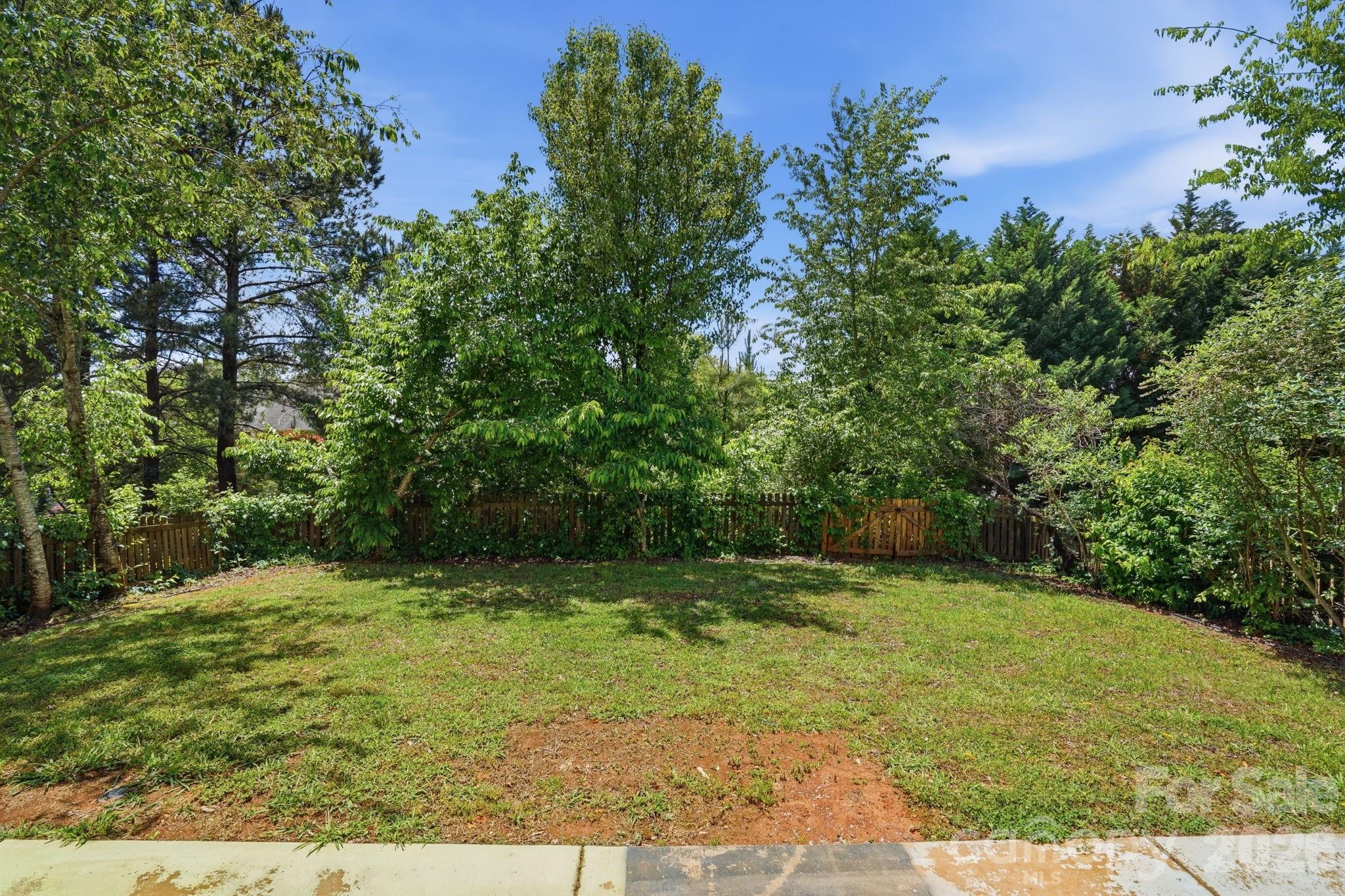8928 Oransay Way — Charlotte