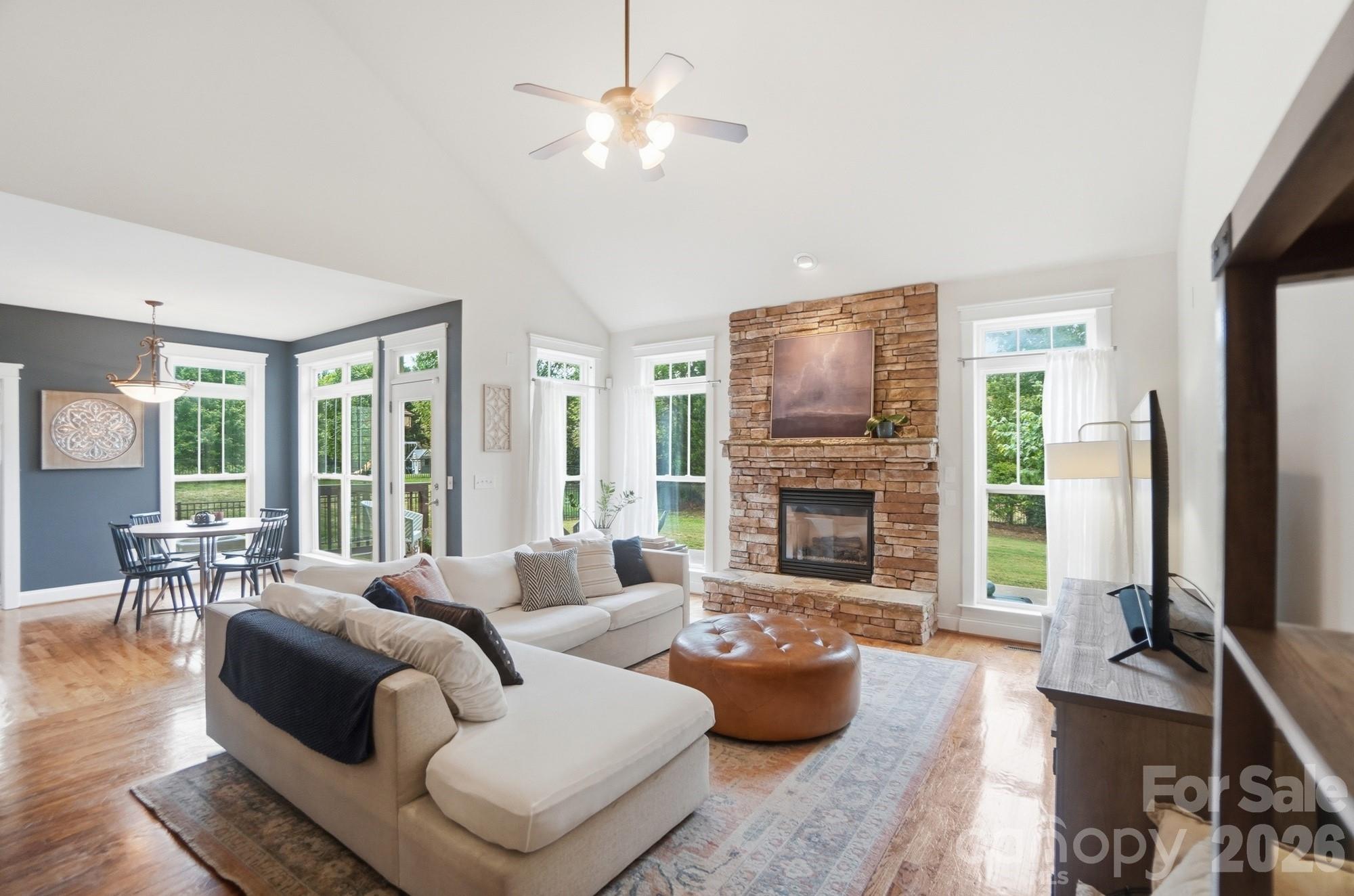 714 Richland Drive — Huntersville