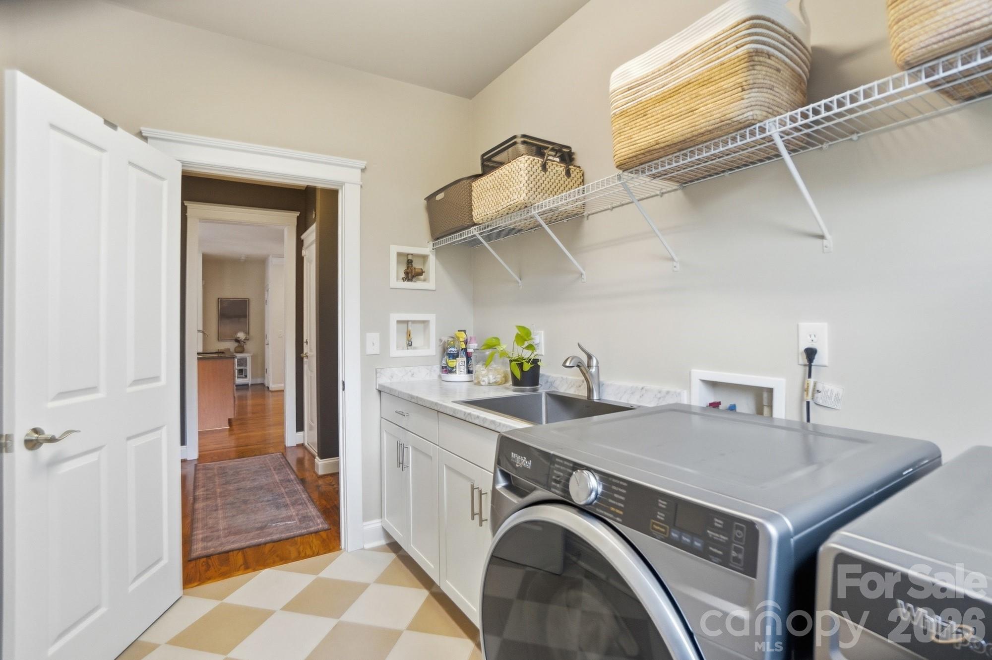 714 Richland Drive — Huntersville