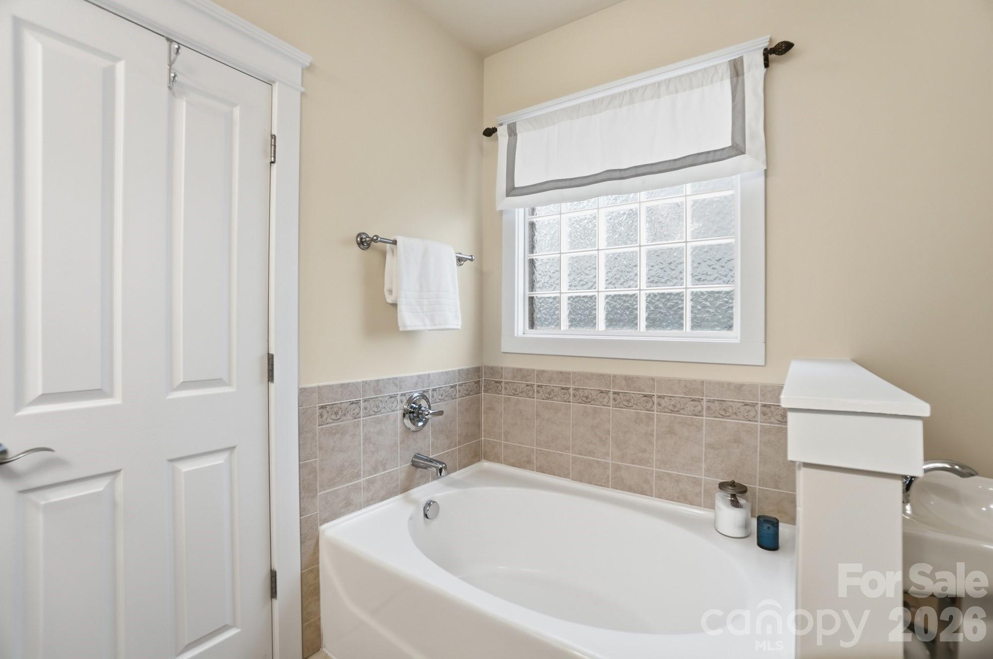 714 Richland Drive — Huntersville