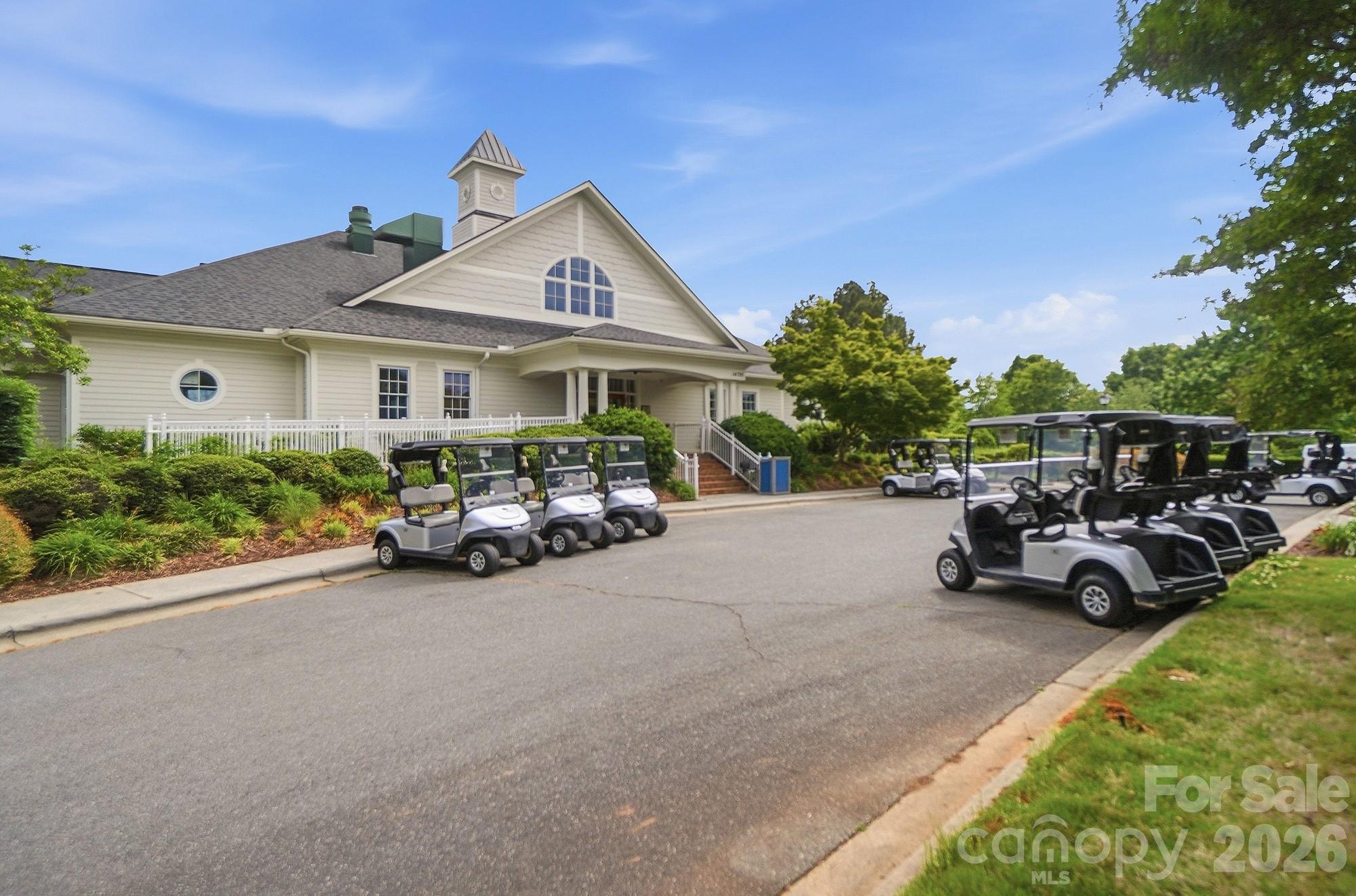 714 Richland Drive — Huntersville