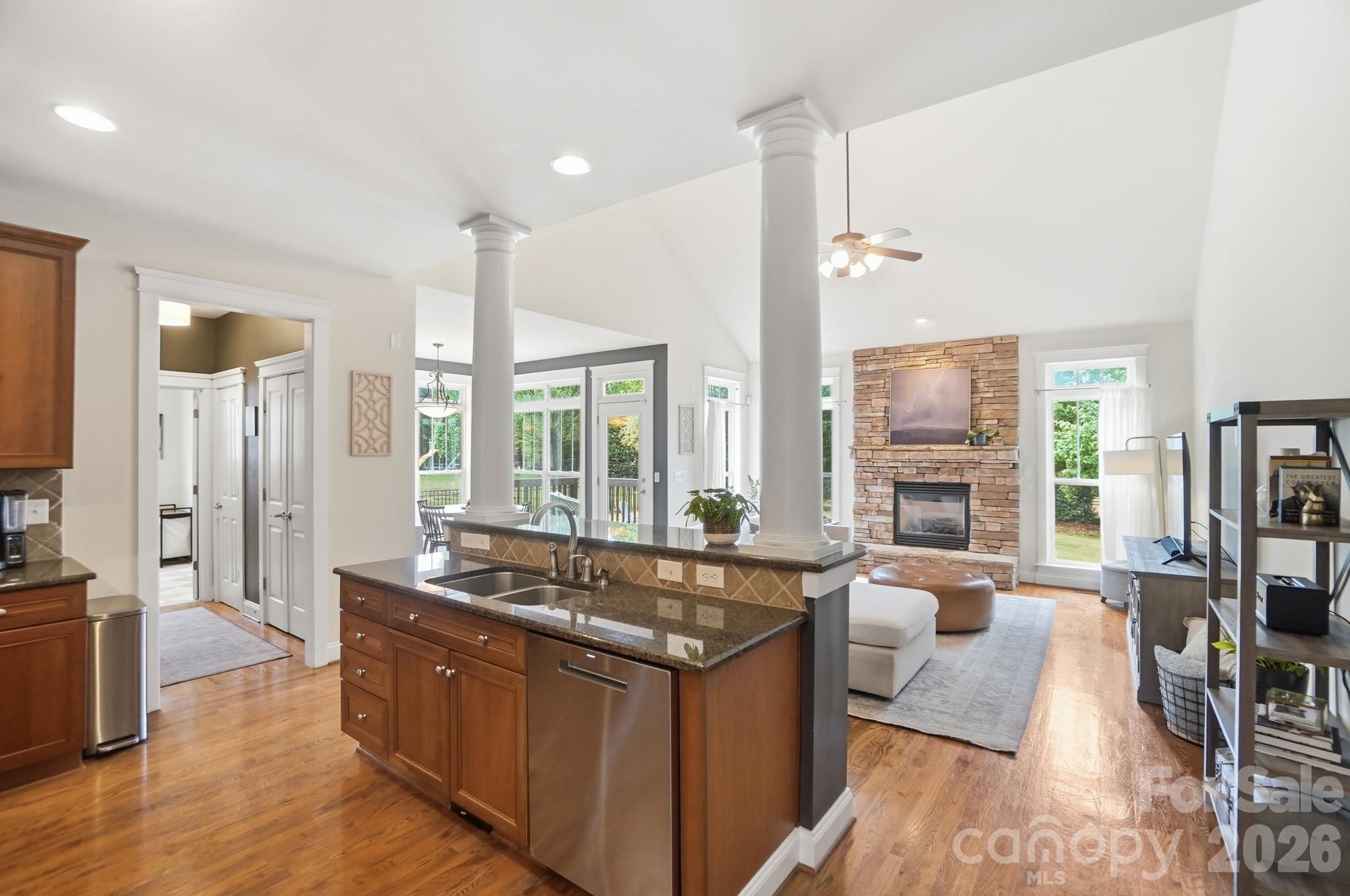 714 Richland Drive — Huntersville