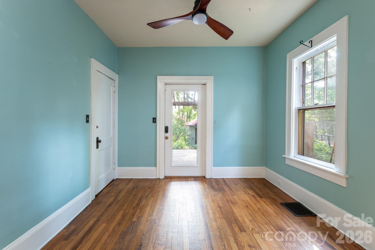 3 Woodlawn Avenue — Asheville
