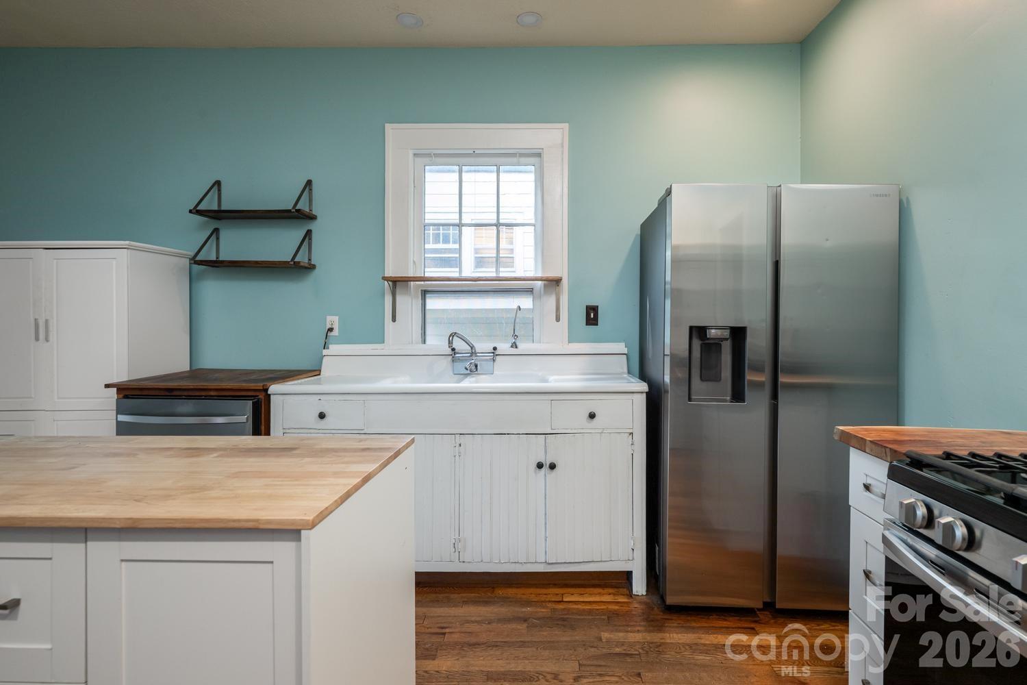 3 Woodlawn Avenue — Asheville