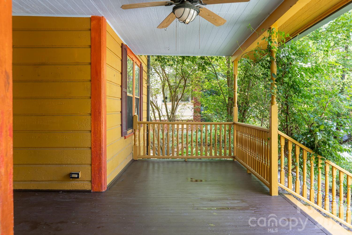 3 Woodlawn Avenue — Asheville